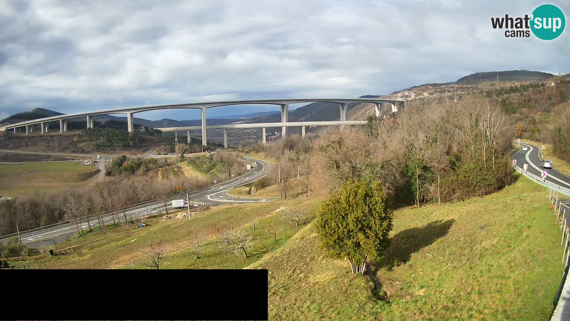Camera en vivo Črni Kal Viaducto – Viki Burger