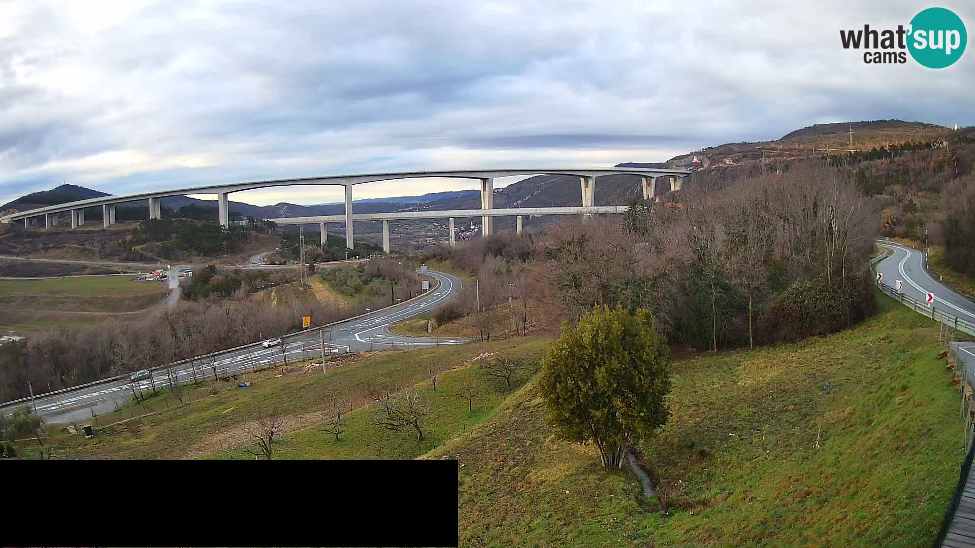 Live cam Črni Kal Viaduc – Viki Burger