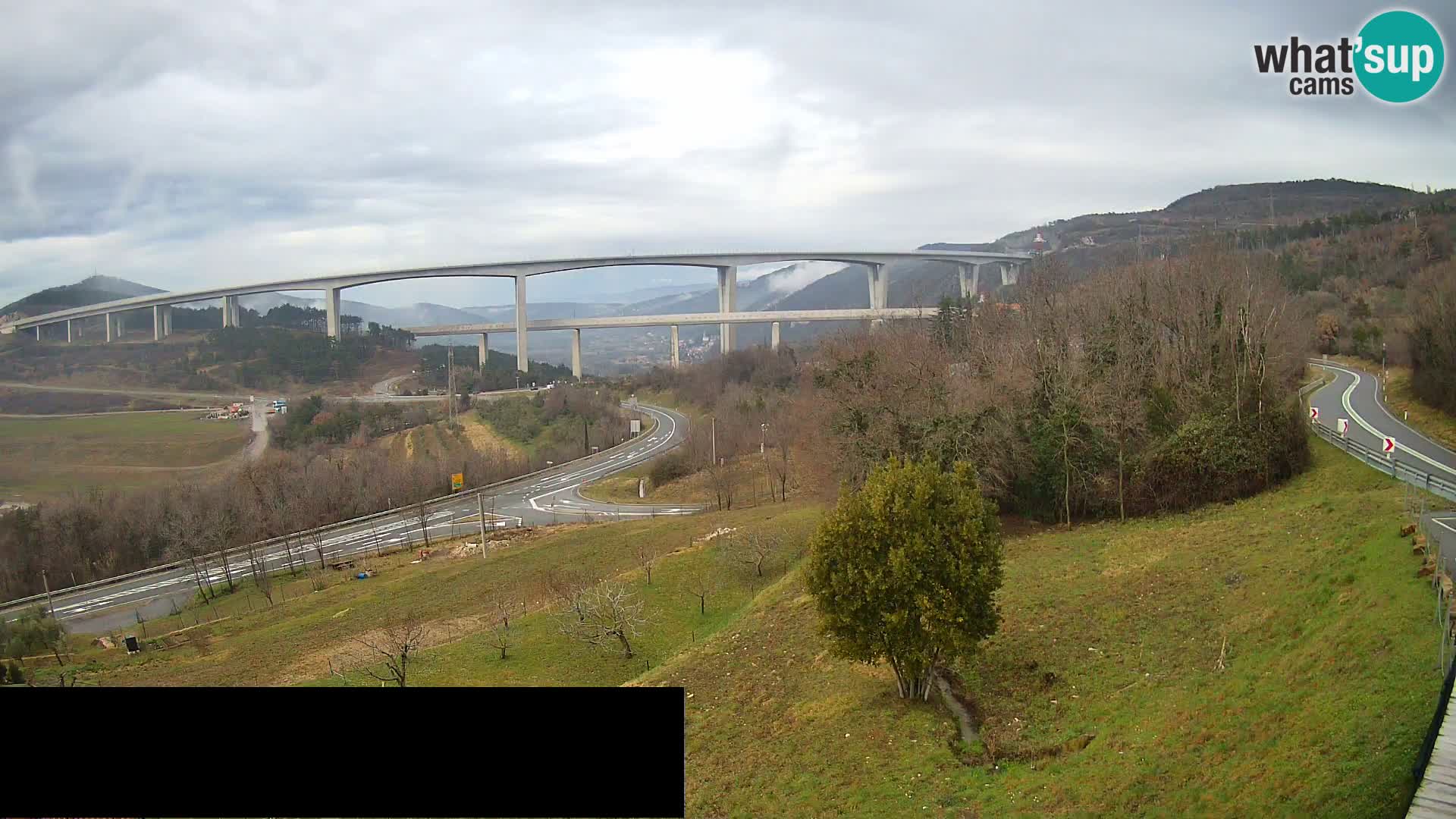 Camera en vivo Črni Kal Viaducto – Viki Burger