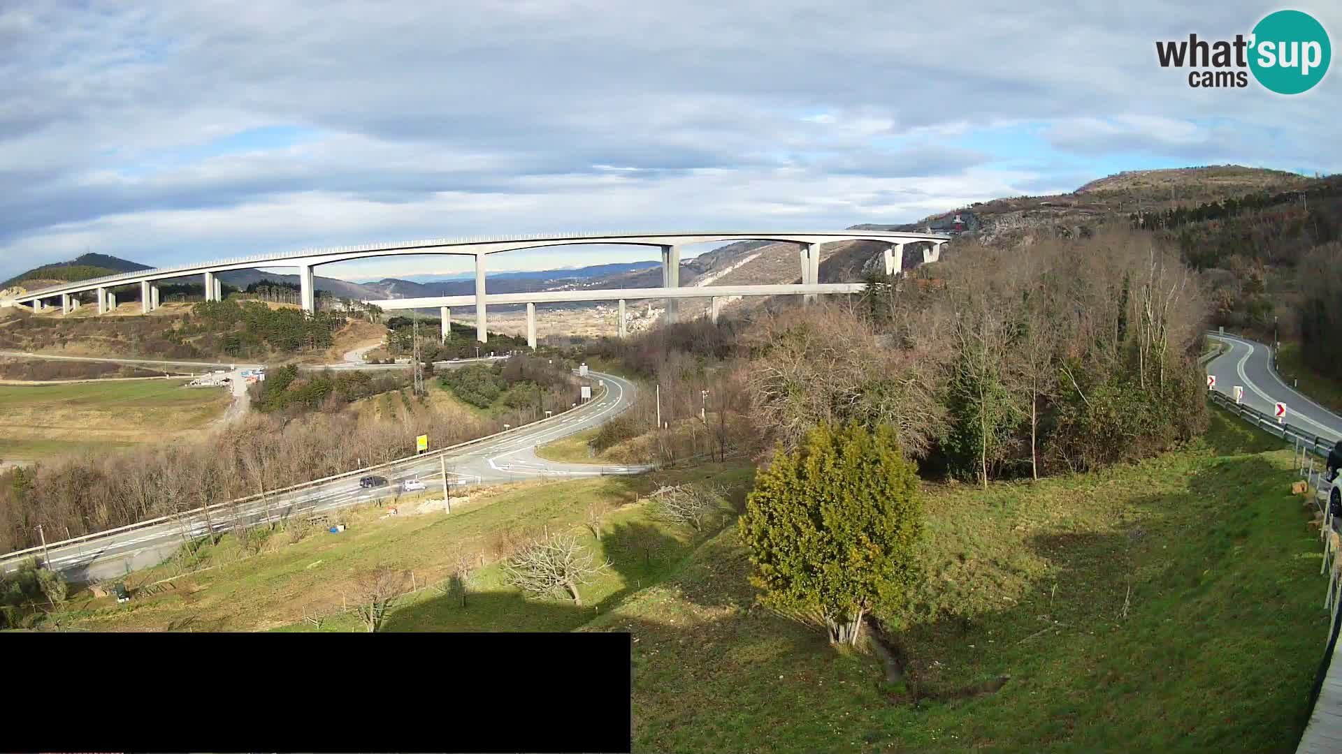 Live cam Črni Kal Viaduc – Viki Burger
