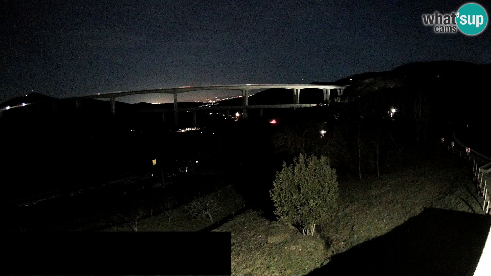 Web kamera Črni Kal Viadukt – pogled sa Viki Burgerja