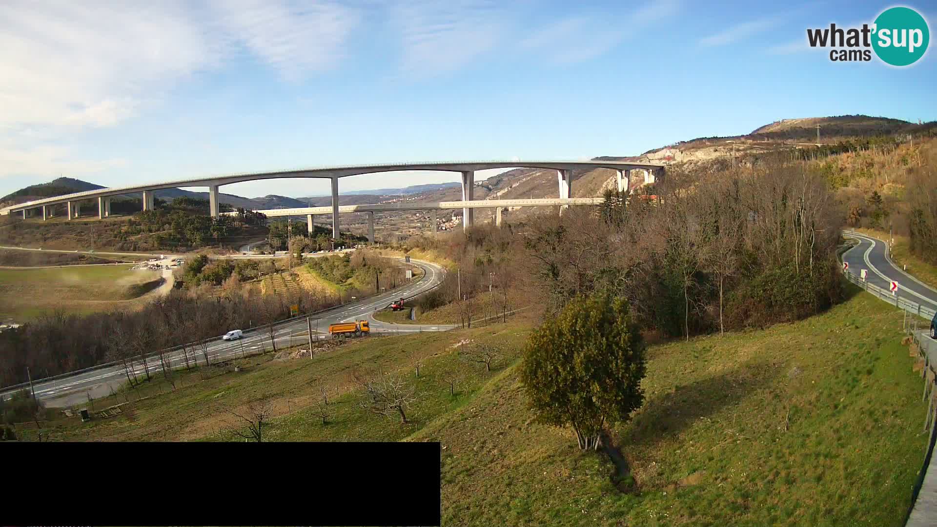 Camera en vivo Črni Kal Viaducto – Viki Burger