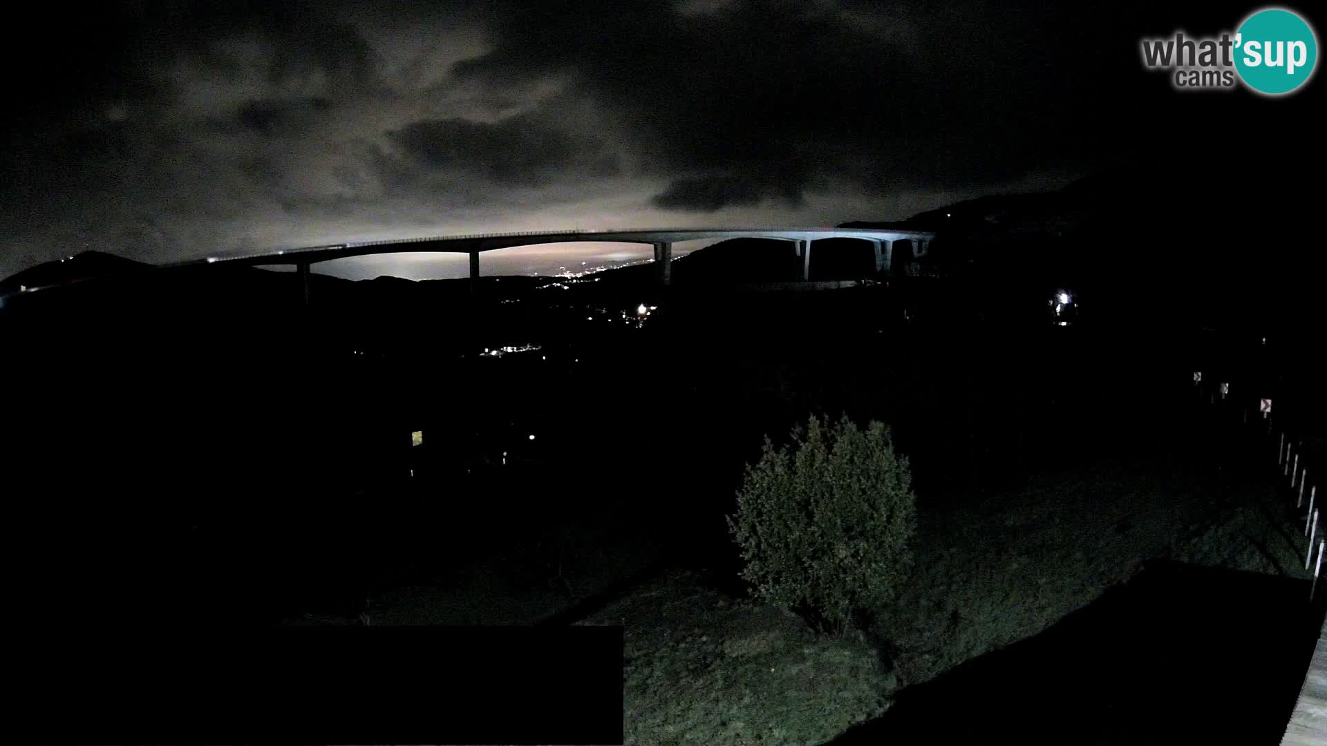 Web kamera Črni Kal Viadukt – pogled sa Viki Burgerja