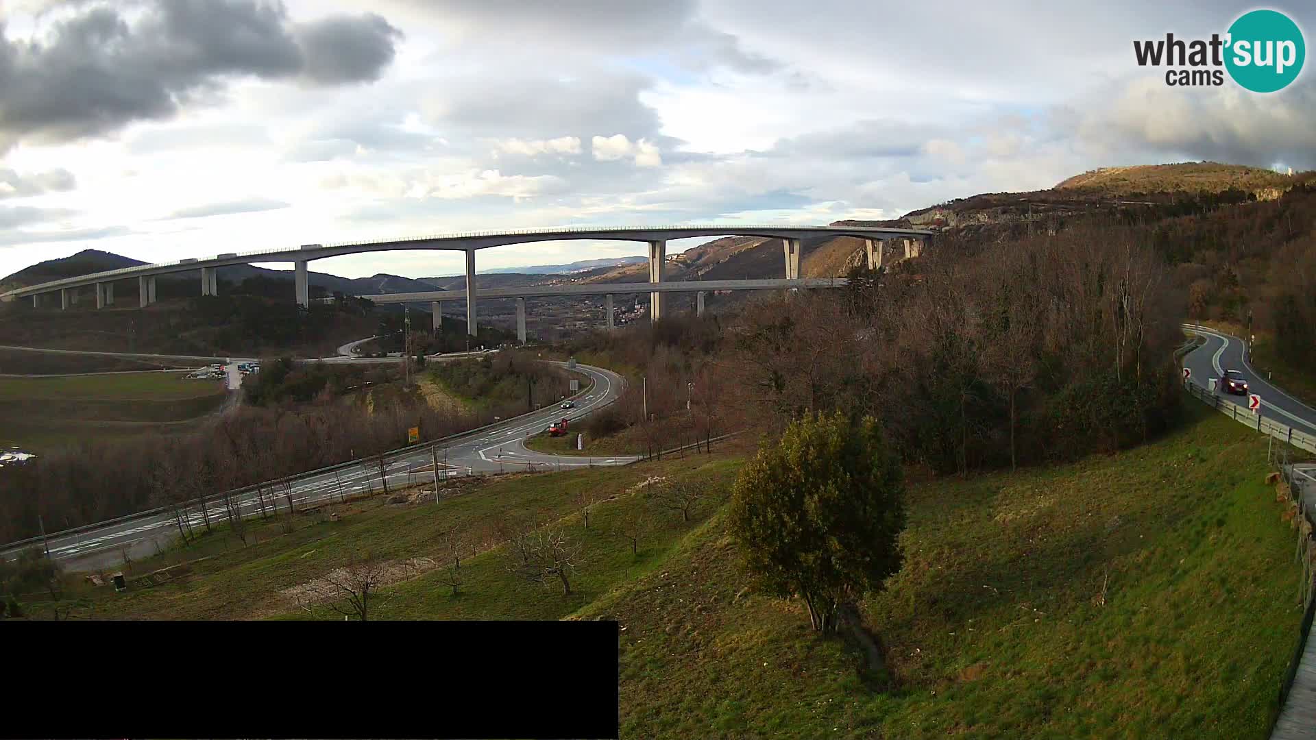 Web kamera Črni Kal Viadukt – pogled sa Viki Burgerja