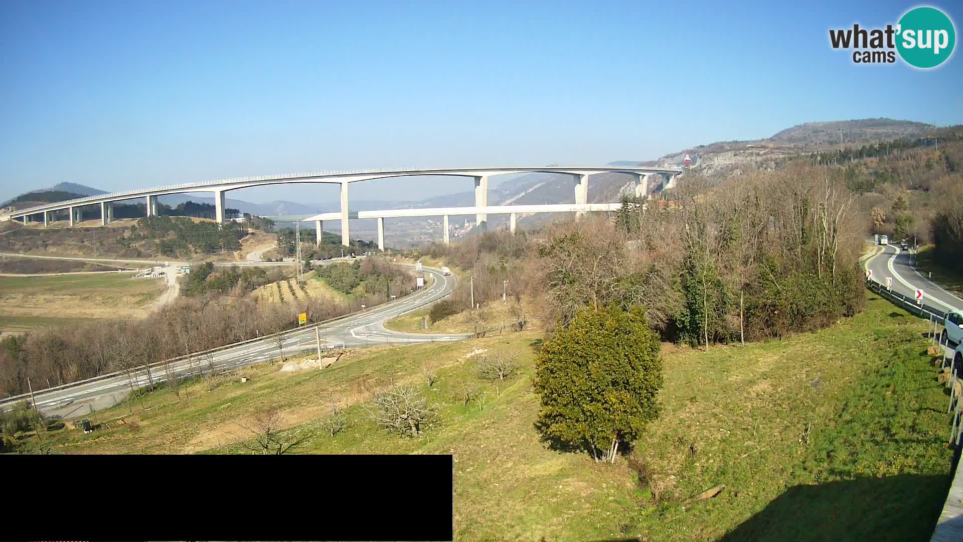 Live cam Črni Kal Viaduc – Viki Burger