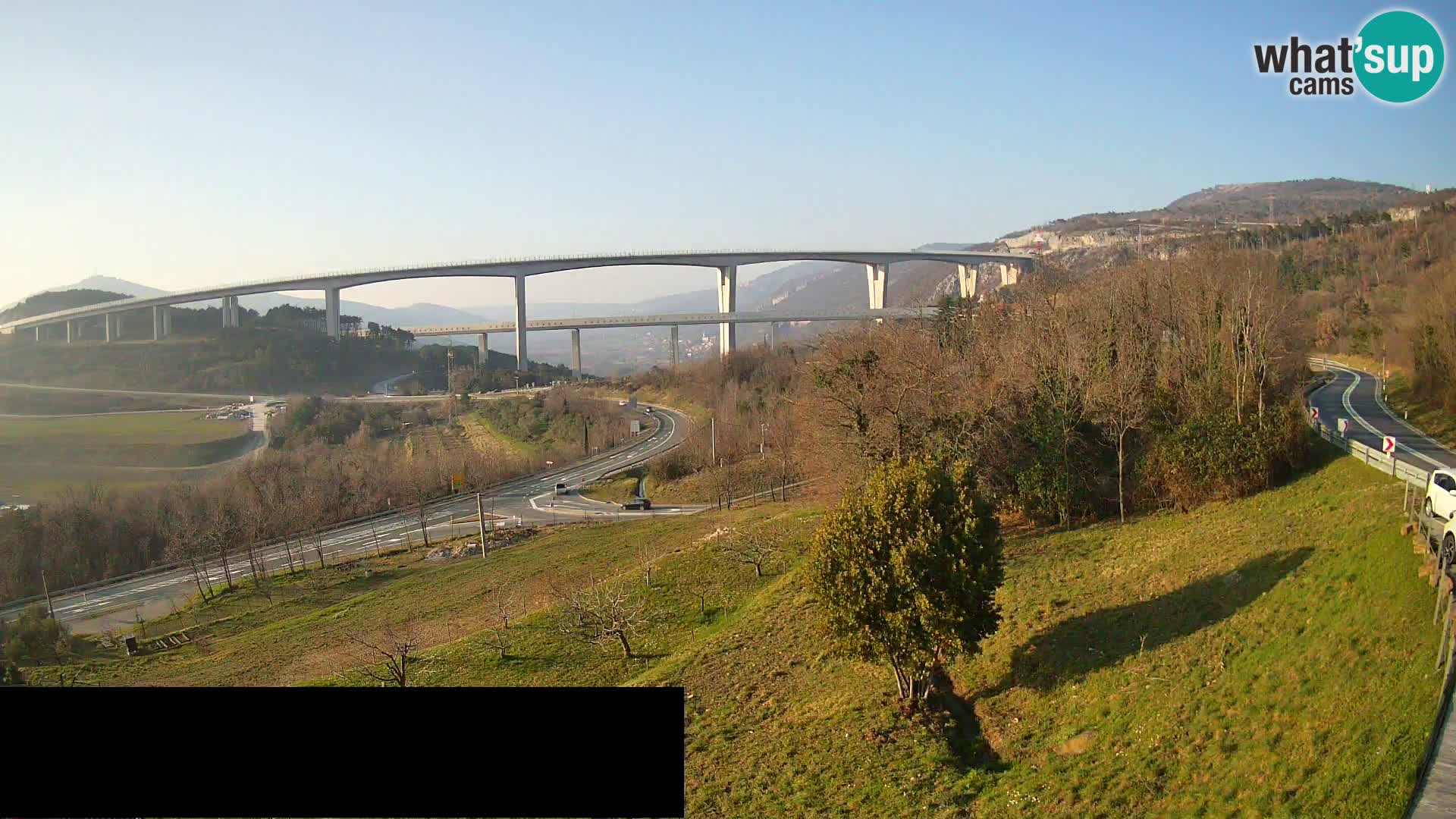 Livecam  Črni Kal Viadotto – panorama dal Viki Burger