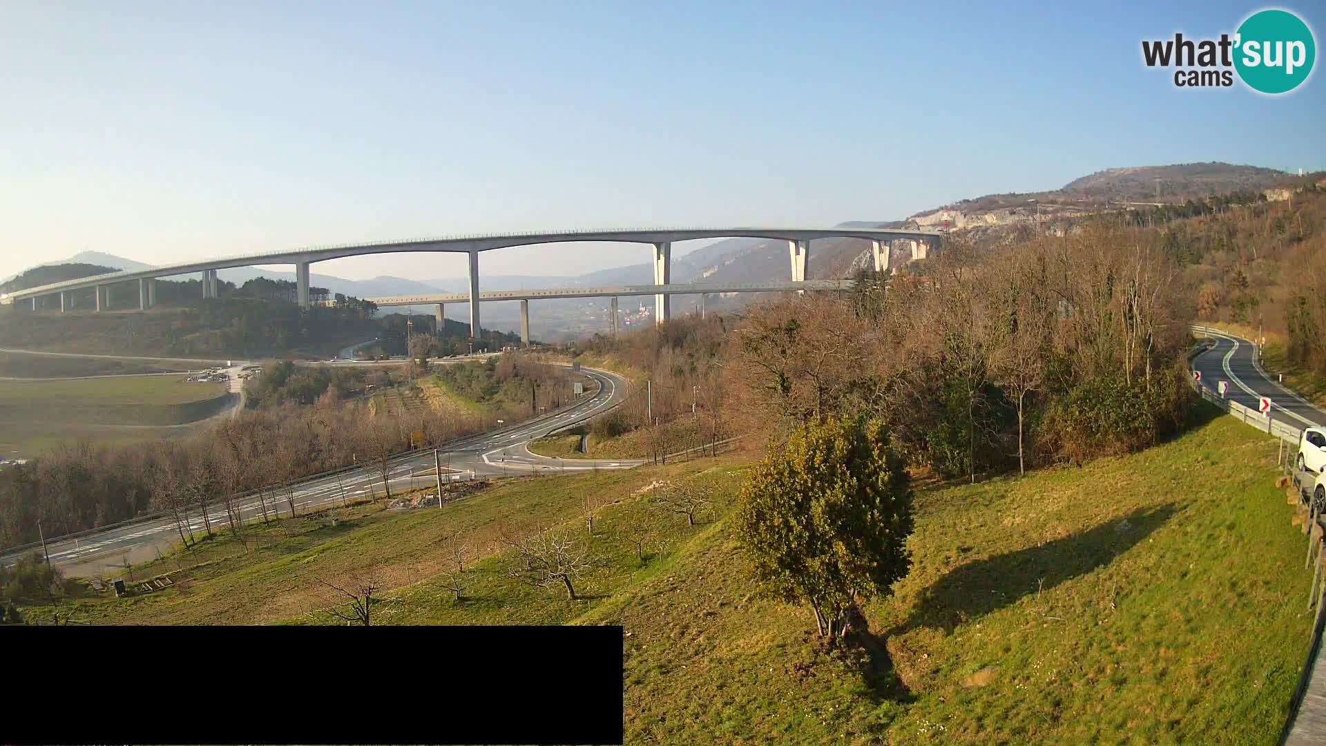 Web kamera Črni Kal Viadukt – pogled sa Viki Burgerja