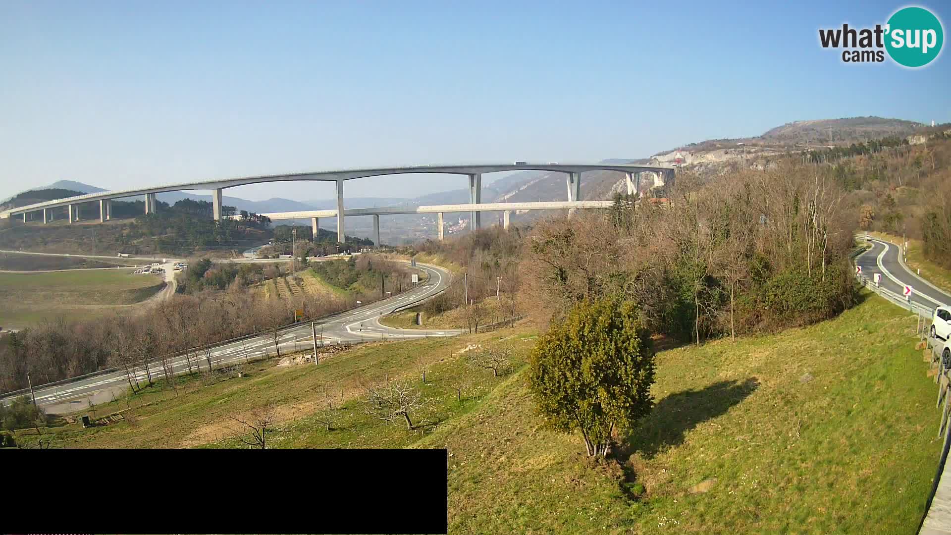 Live cam Črni Kal Viaduc – Viki Burger