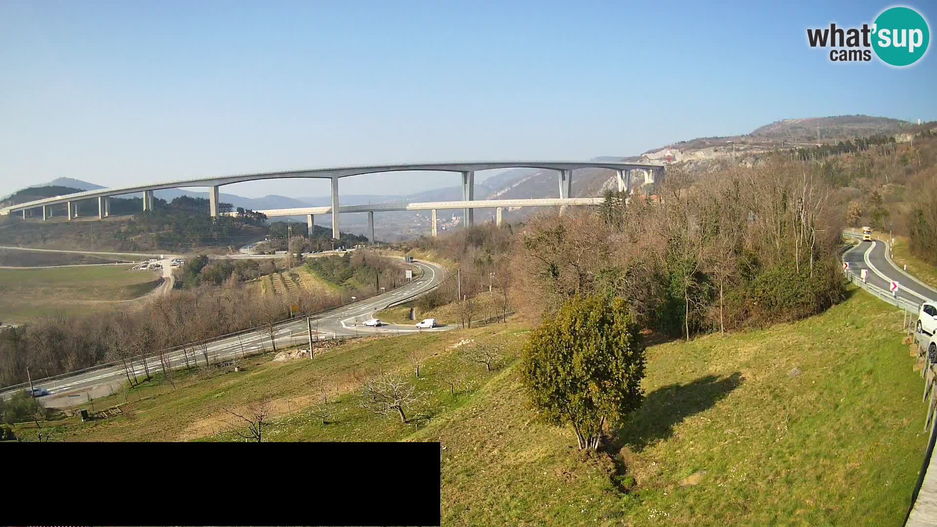 Live cam Črni Kal Viaduc – Viki Burger