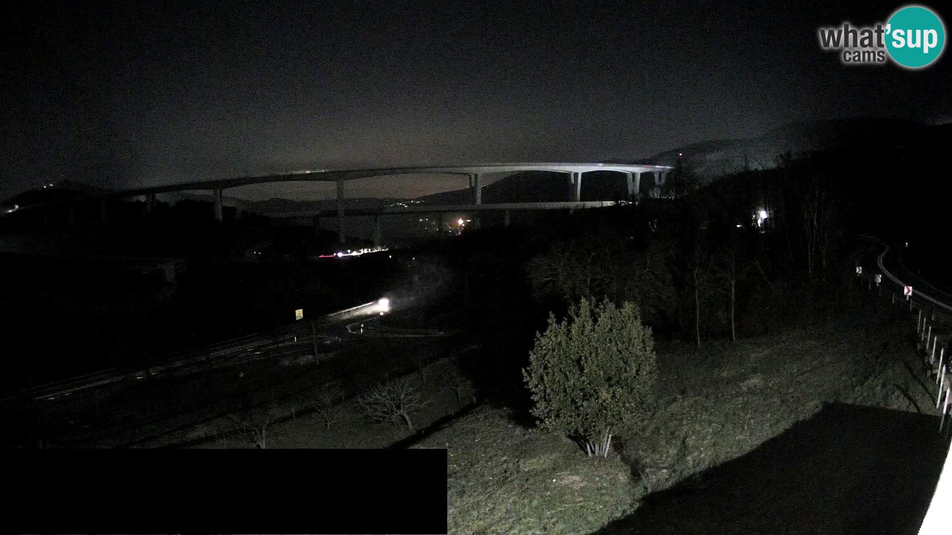 Webcam Črni Kal Viadukt – Viki Burger