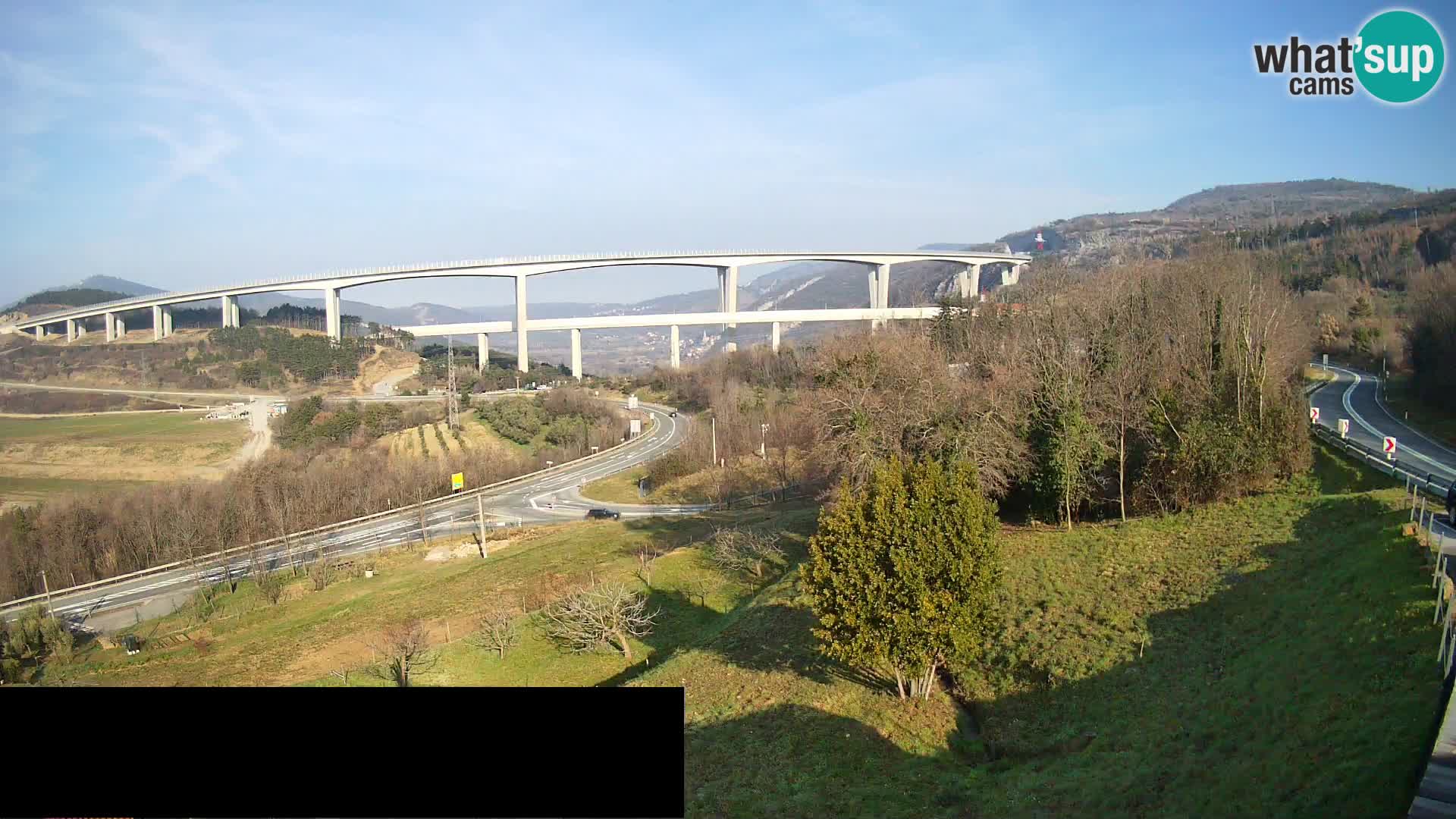 Camera en vivo Črni Kal Viaducto – Viki Burger