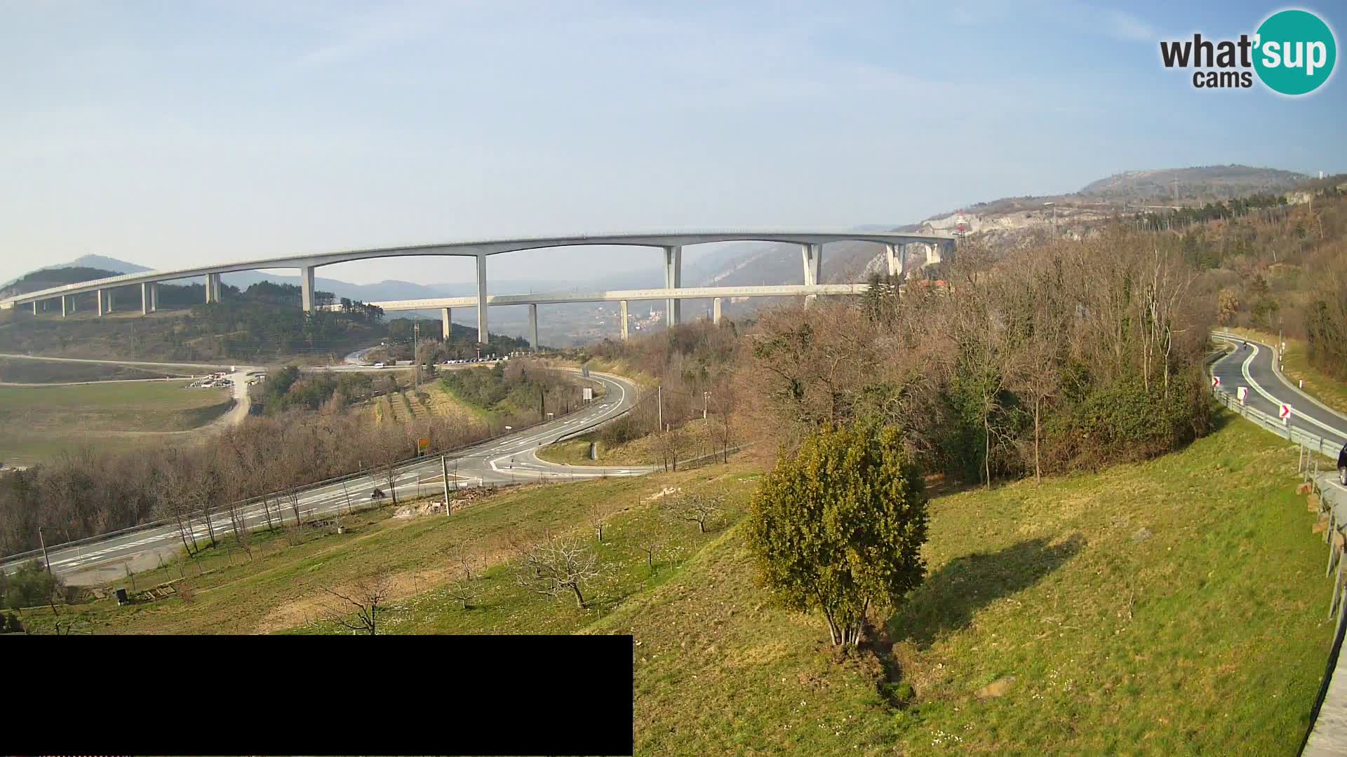 Camera en vivo Črni Kal Viaducto – Viki Burger