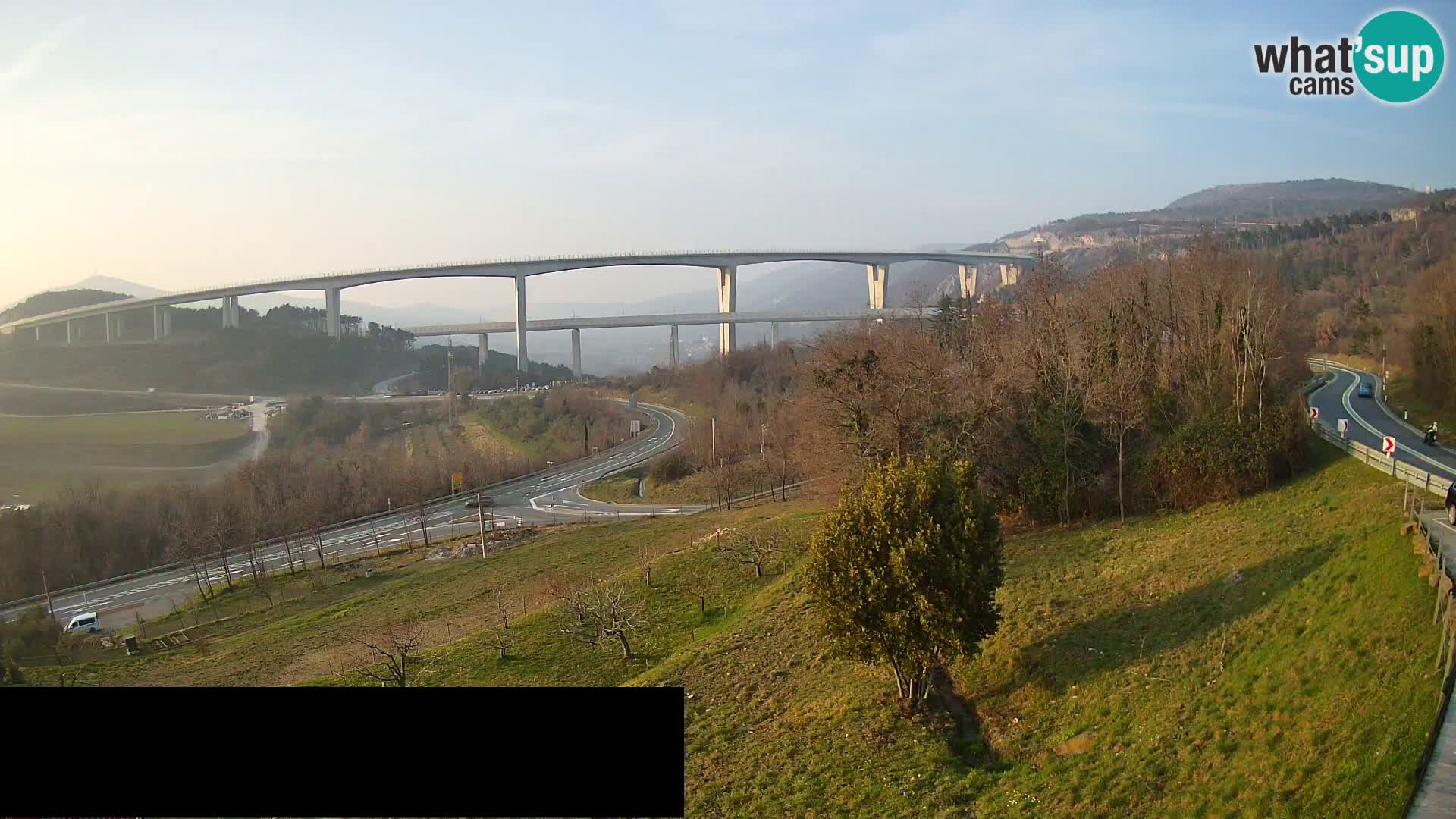 Livecam  Črni Kal Viadotto – panorama dal Viki Burger