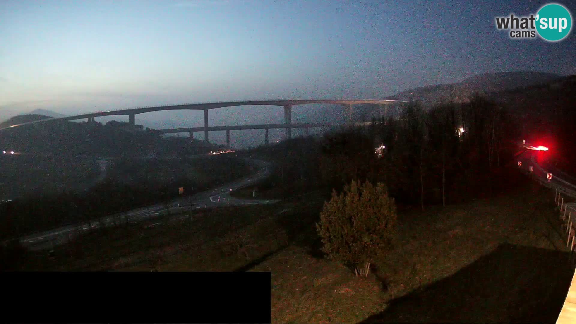 Web kamera Črni Kal Viadukt – pogled sa Viki Burgerja