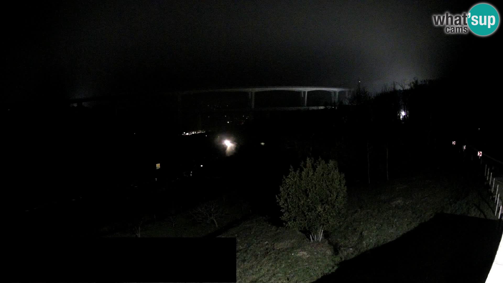 Web kamera Črni Kal Viadukt – pogled sa Viki Burgerja