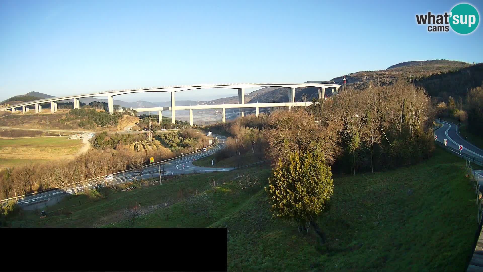 Web kamera Črni Kal Viadukt – pogled sa Viki Burgerja