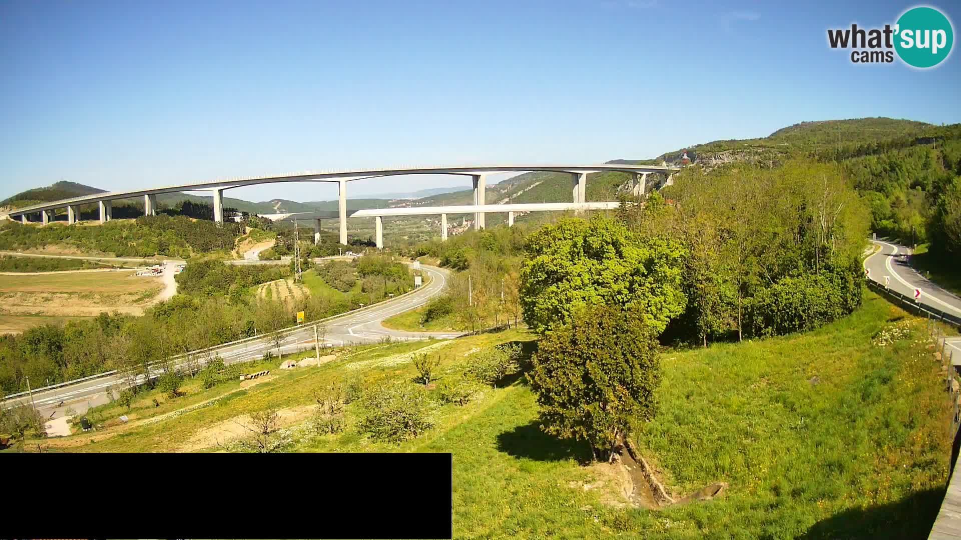 Webcam Črni Kal Viadukt – Viki Burger