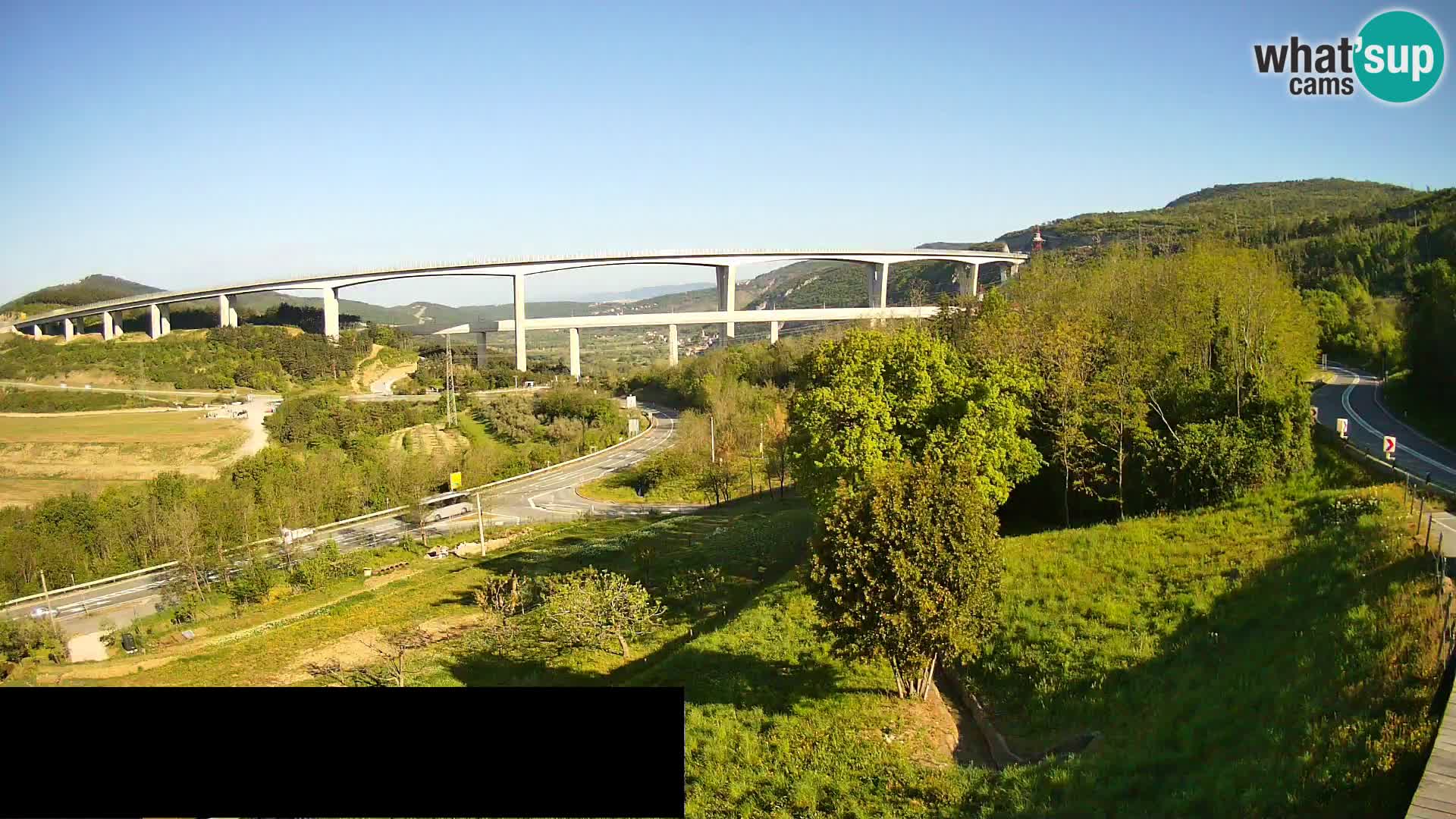 Camera en vivo Črni Kal Viaducto – Viki Burger