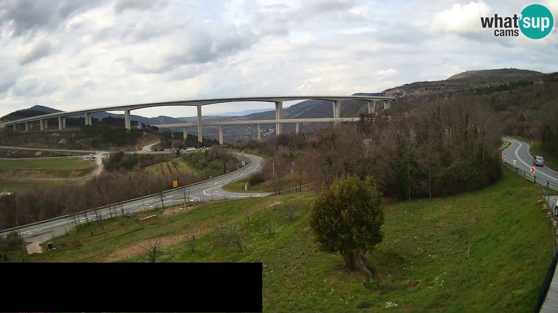 Web kamera Črni Kal Viadukt – pogled sa Viki Burgerja