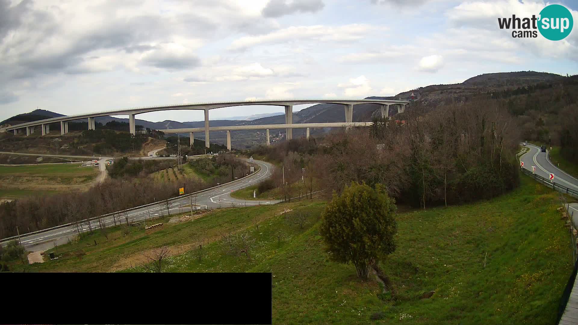 Livecam  Črni Kal Viadotto – panorama dal Viki Burger