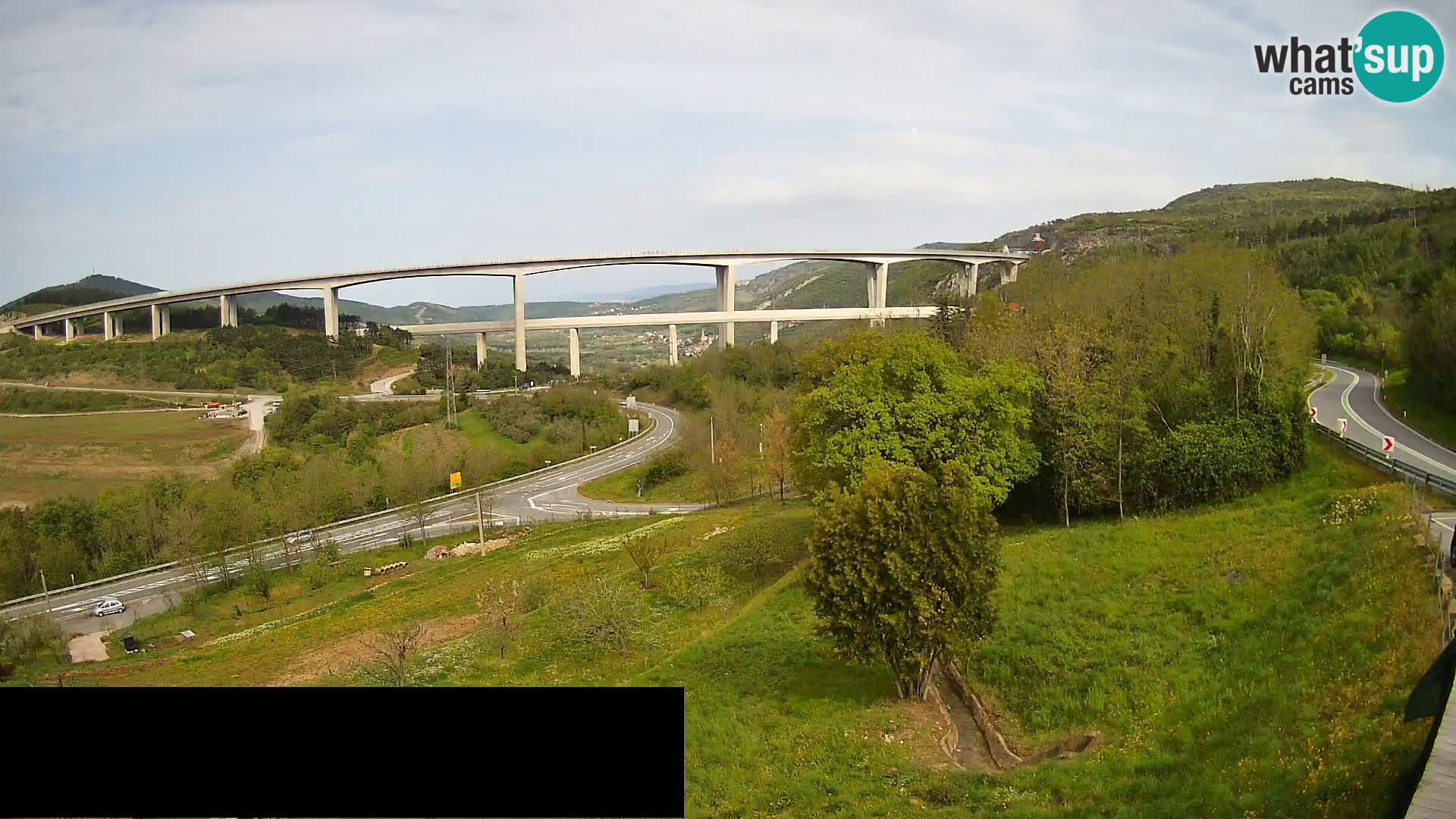 Webcam Črni Kal Viaduct – view from Viki Burger