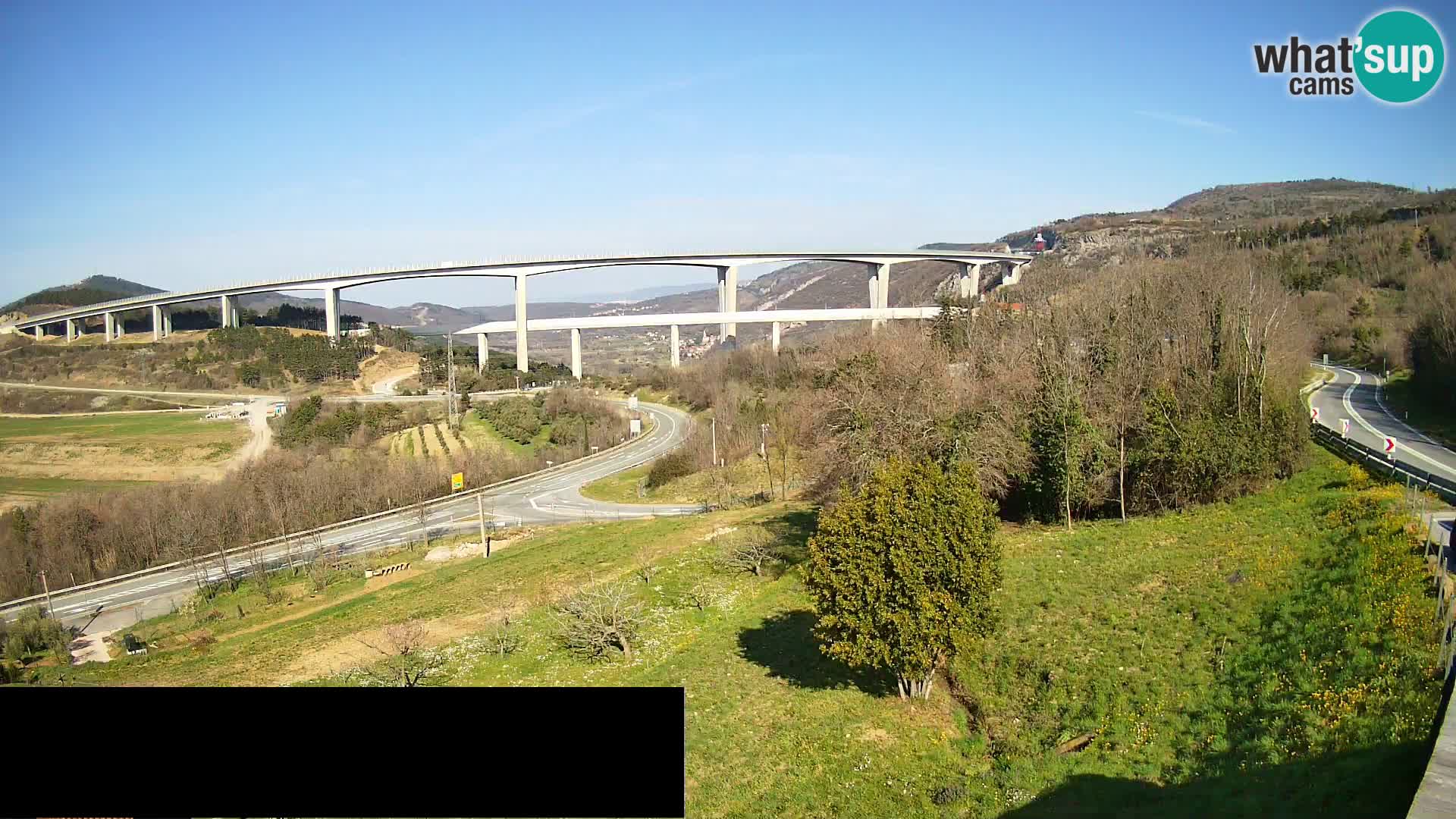 Live cam Črni Kal Viaduc – Viki Burger