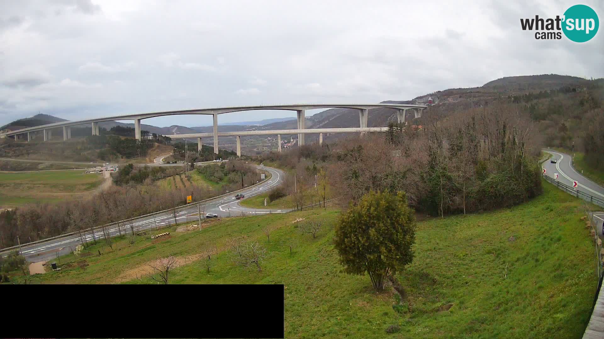 Livecam  Črni Kal Viadotto – panorama dal Viki Burger