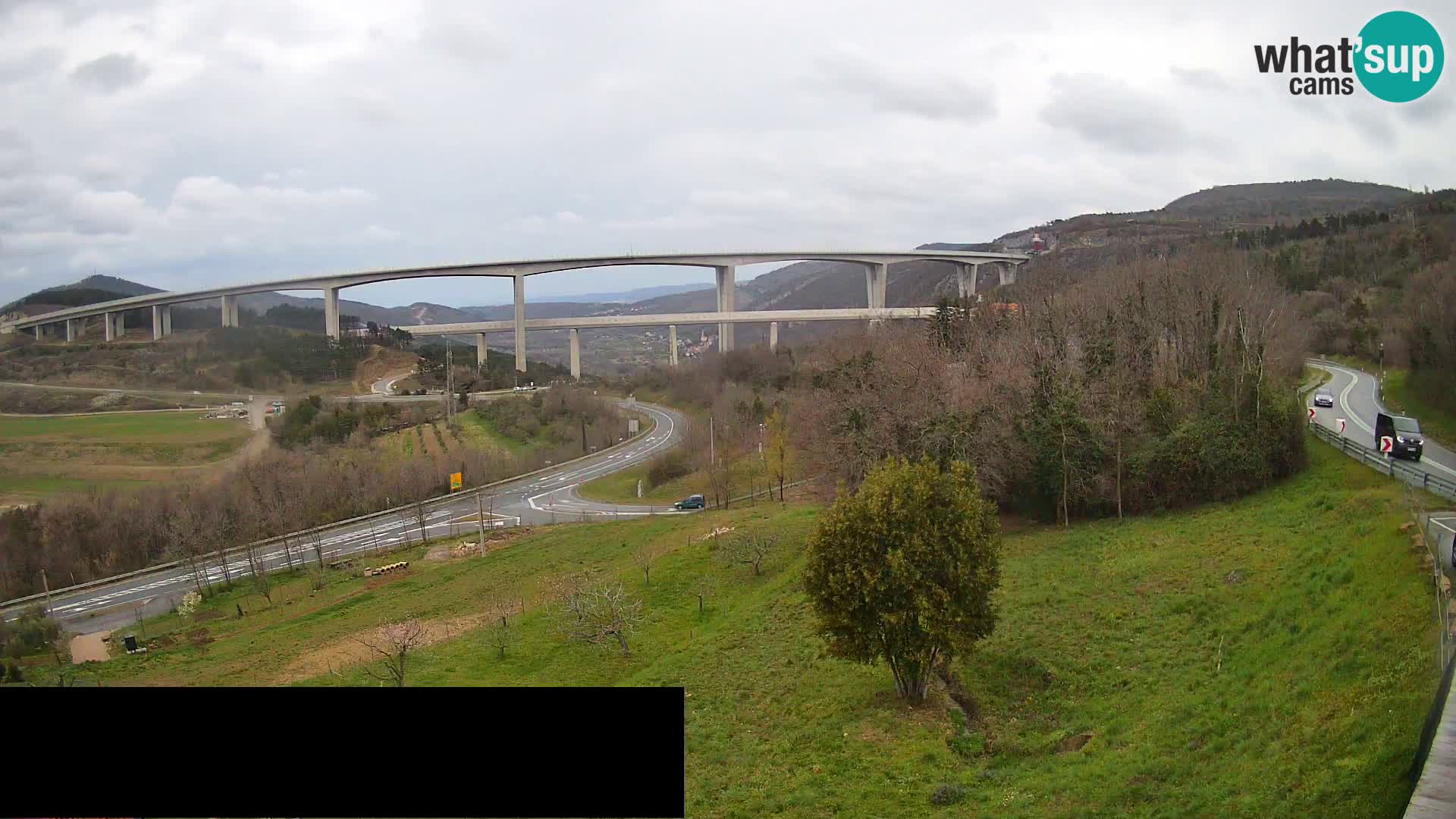 Webcam Črni Kal Viaduct – view from Viki Burger