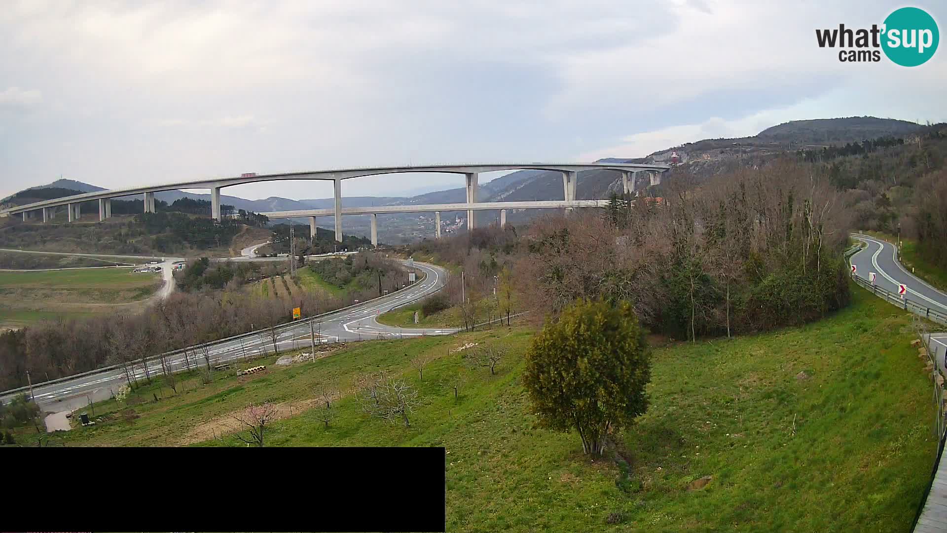 Live cam Črni Kal Viaduc – Viki Burger
