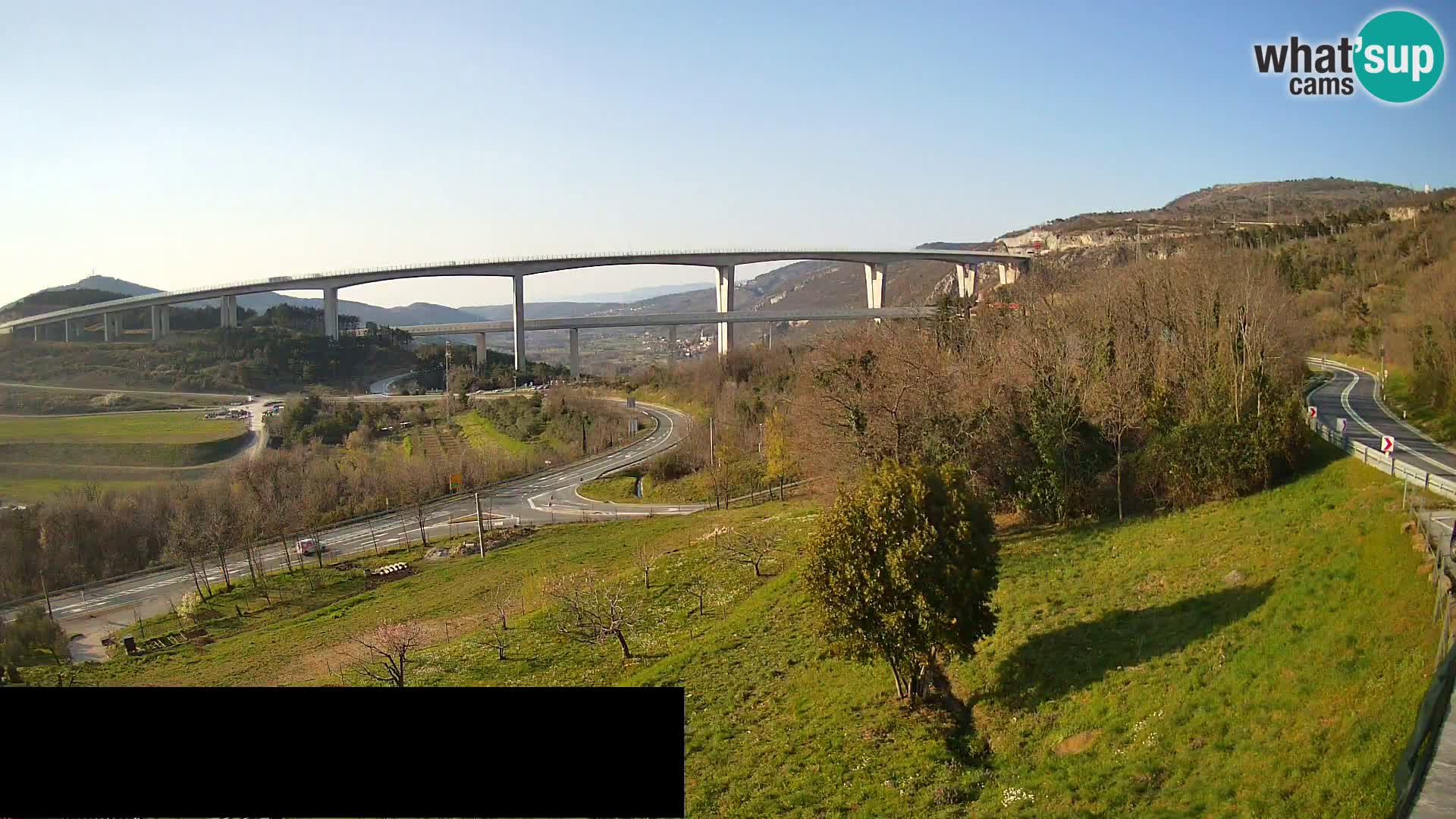 Web kamera Črni Kal Viadukt – pogled sa Viki Burgerja