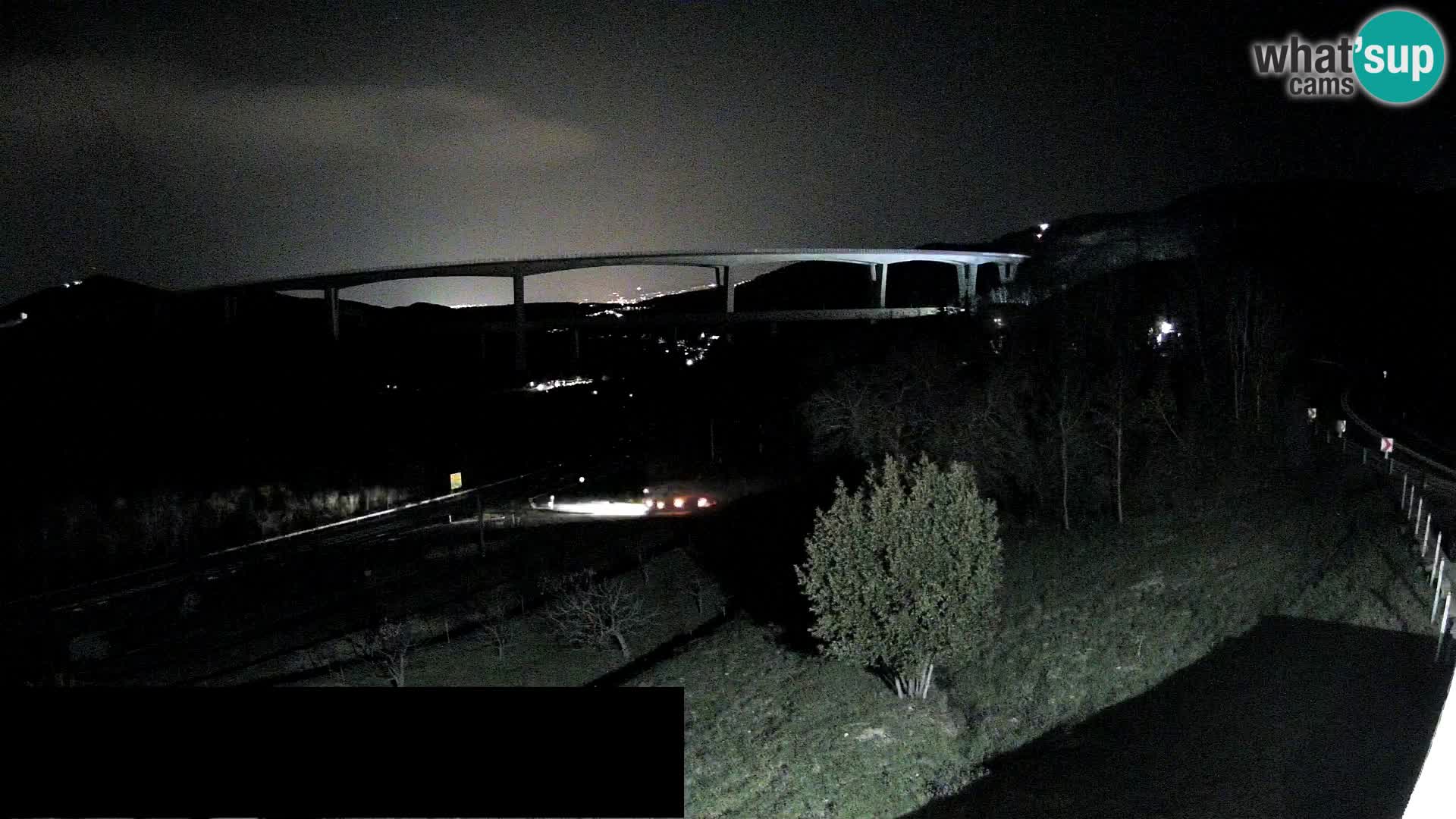 Webcam Črni Kal Viadukt – Viki Burger