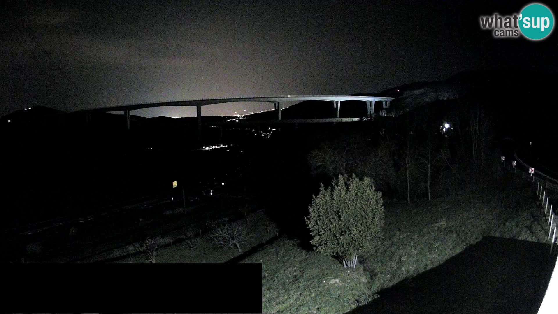 Camera en vivo Črni Kal Viaducto – Viki Burger