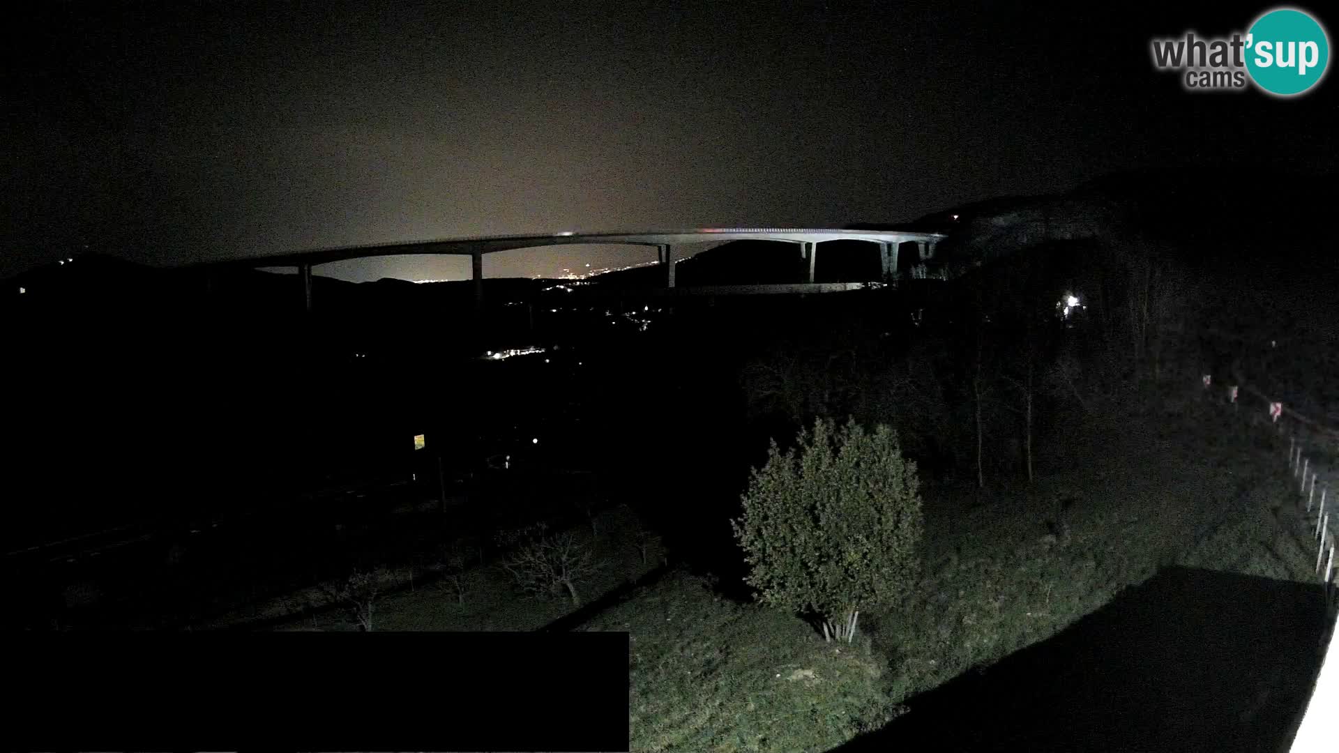 Camera en vivo Črni Kal Viaducto – Viki Burger