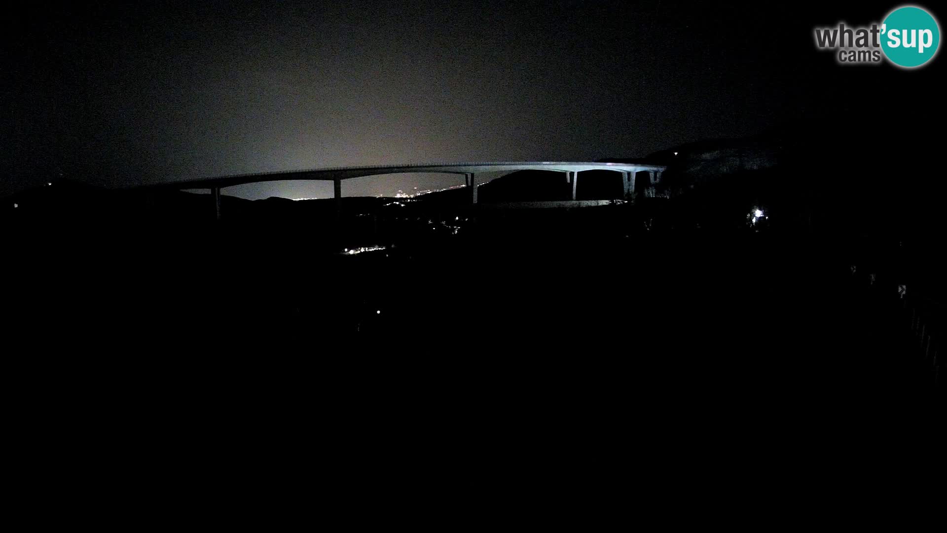 Webcam Črni Kal Viaduct – view from Viki Burger