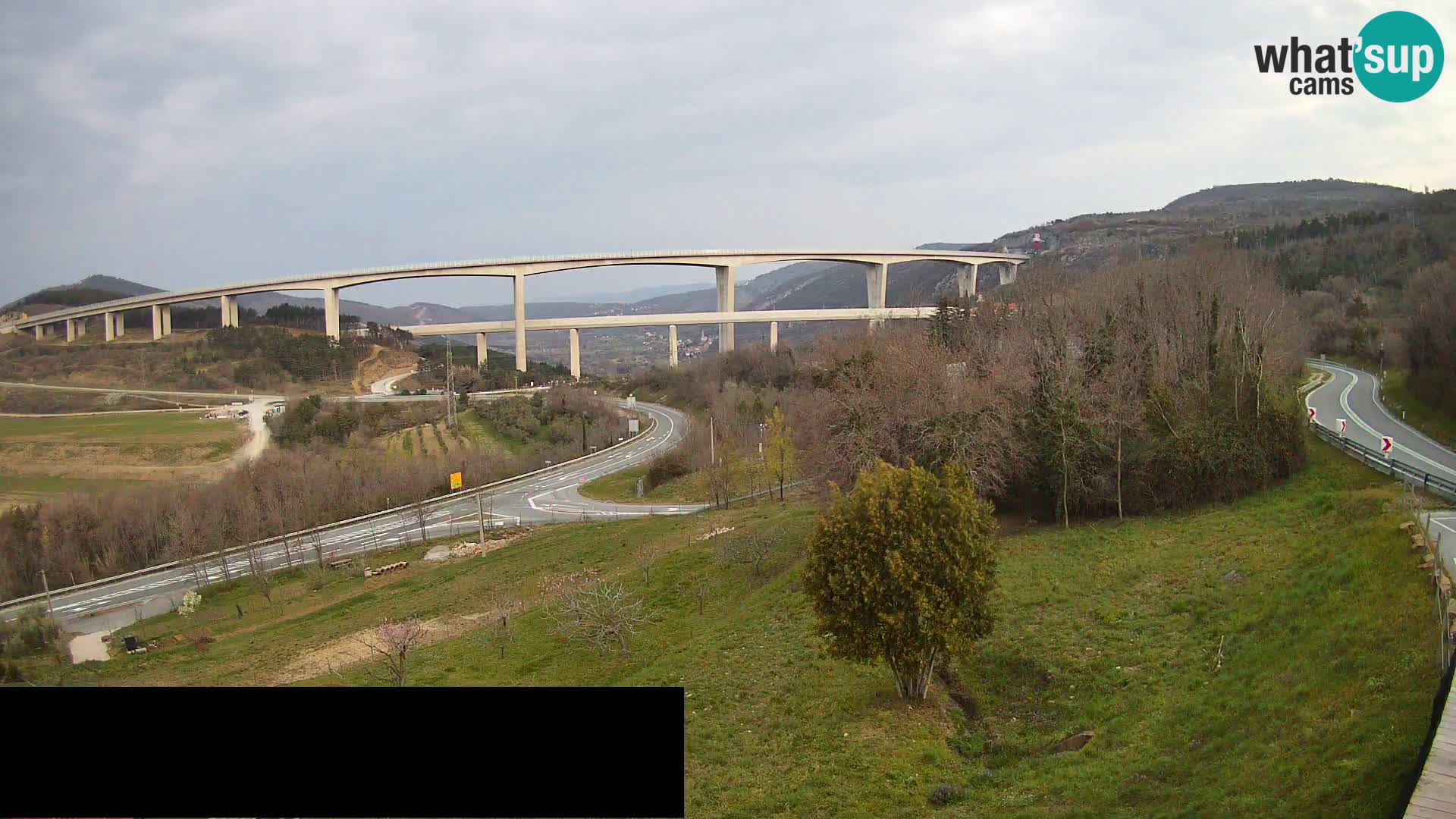 Web kamera Črni Kal Viadukt – pogled sa Viki Burgerja