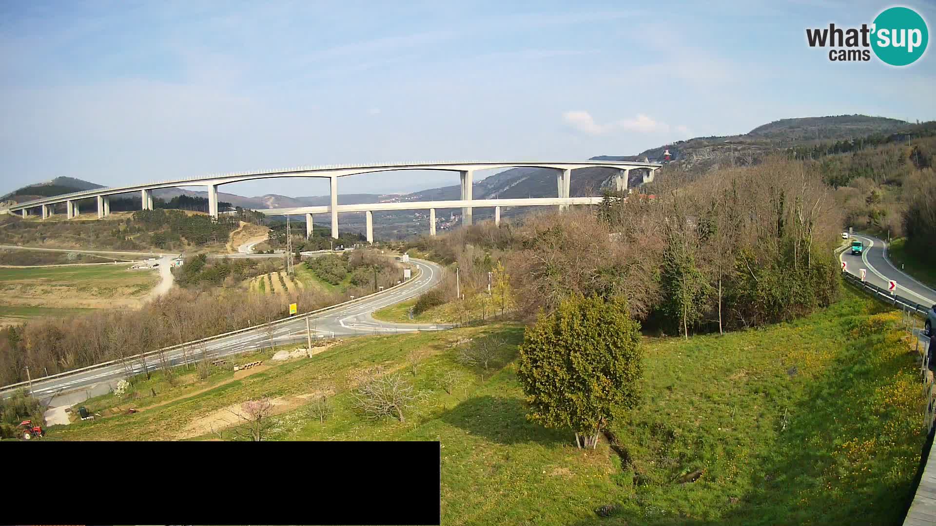 Camera en vivo Črni Kal Viaducto – Viki Burger