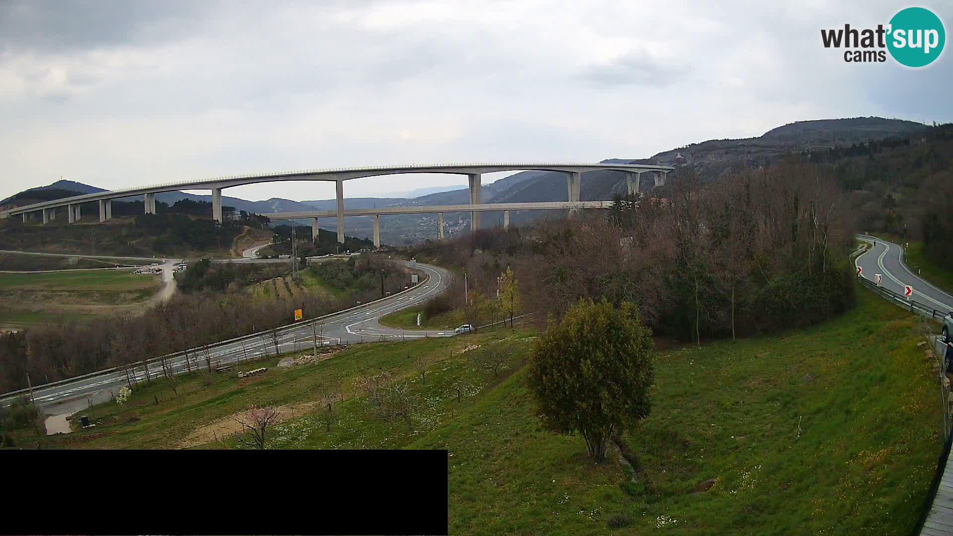 Live cam Črni Kal Viaduc – Viki Burger