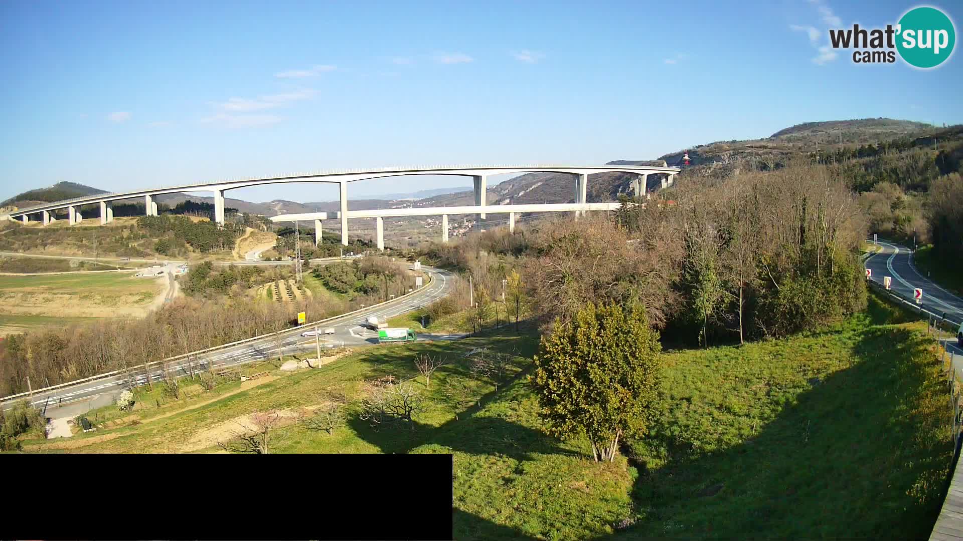 Webcam Črni Kal Viadukt – Viki Burger