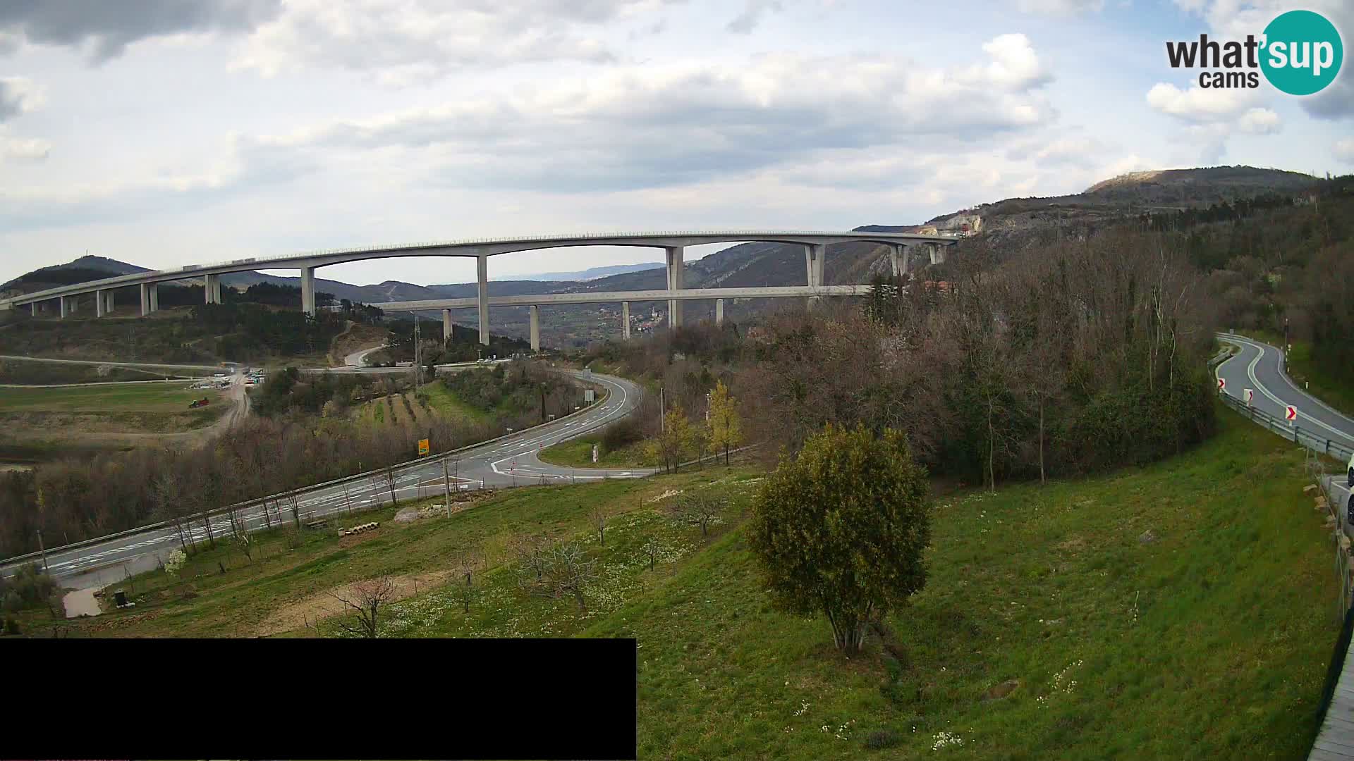 Live cam Črni Kal Viaduc – Viki Burger