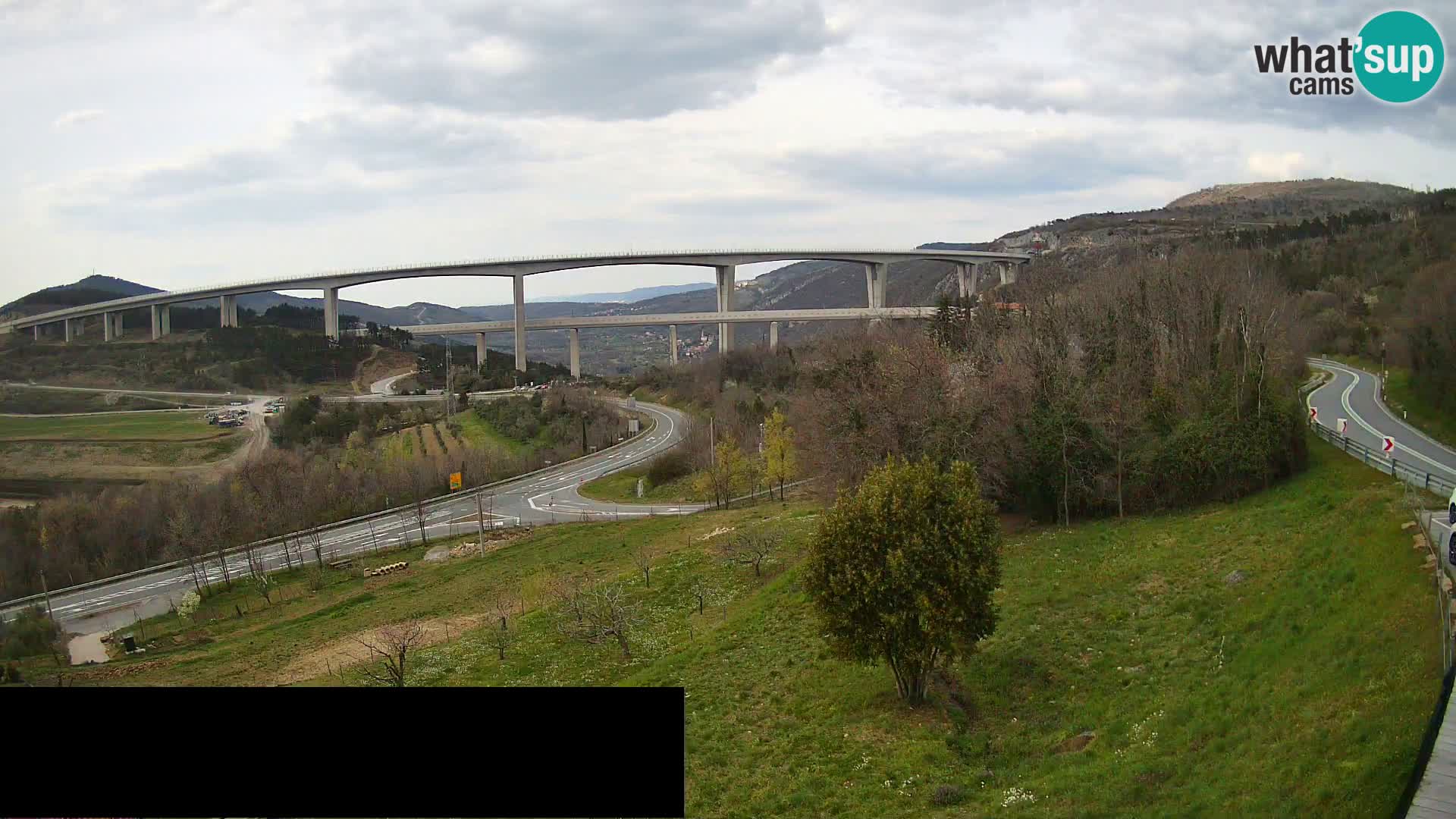 Camera en vivo Črni Kal Viaducto – Viki Burger