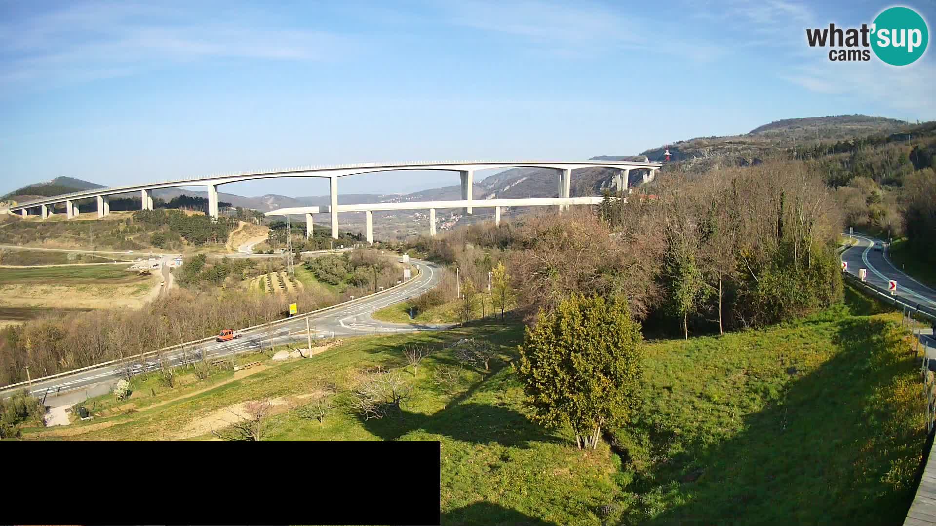 Live cam Črni Kal Viaduc – Viki Burger