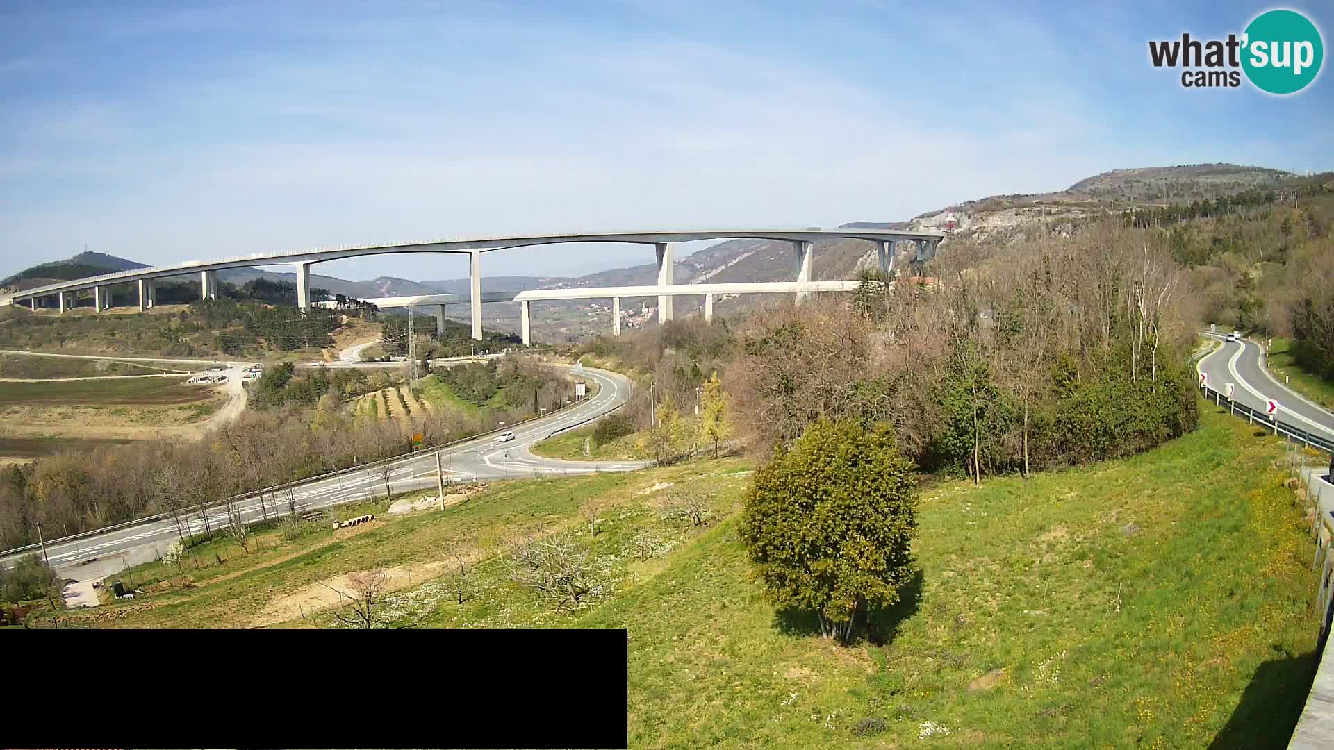 Kamera v živo Črni Kal Viadukt – pogled z Viki Burgerja