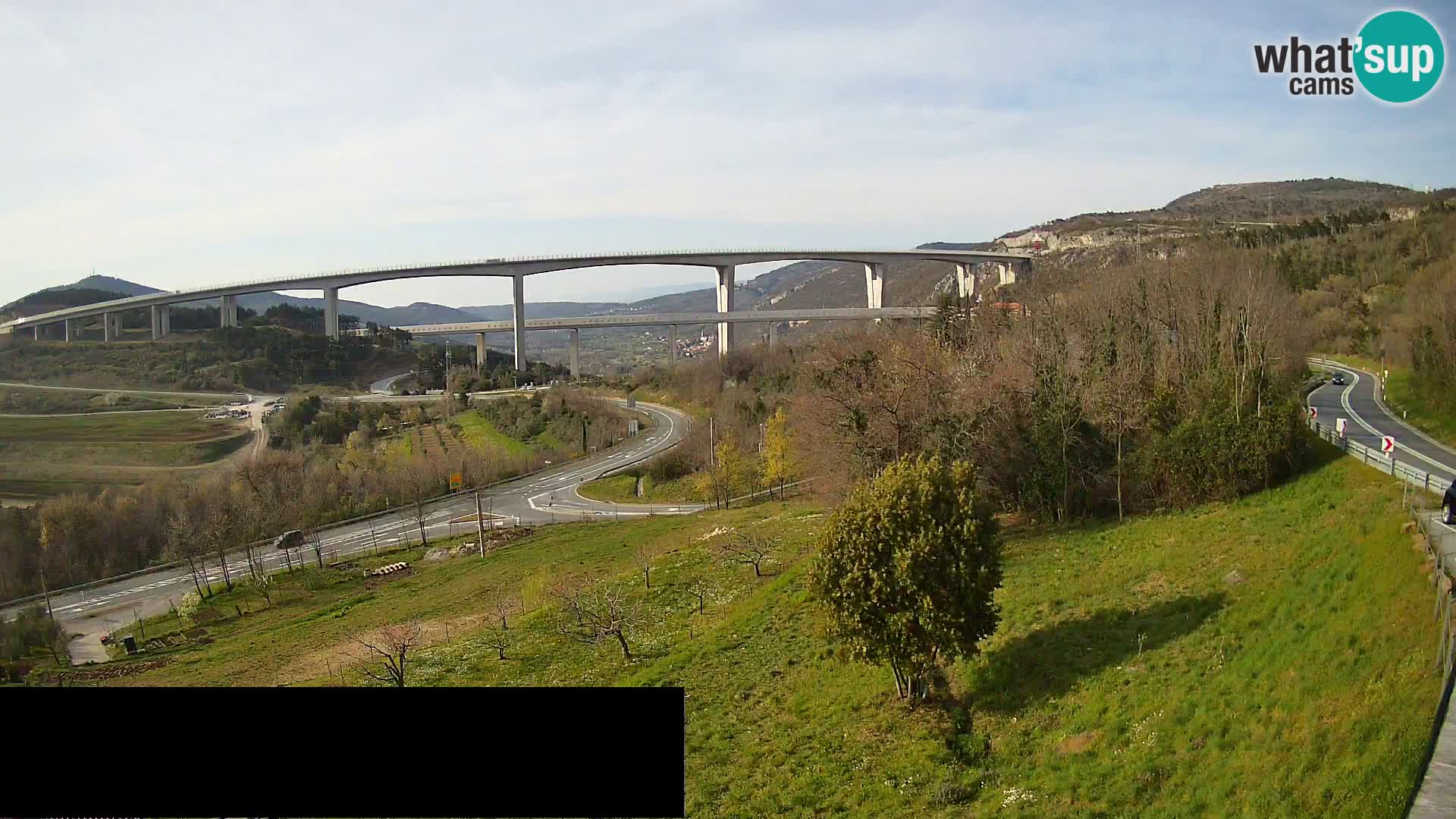 Kamera v živo Črni Kal Viadukt – pogled z Viki Burgerja