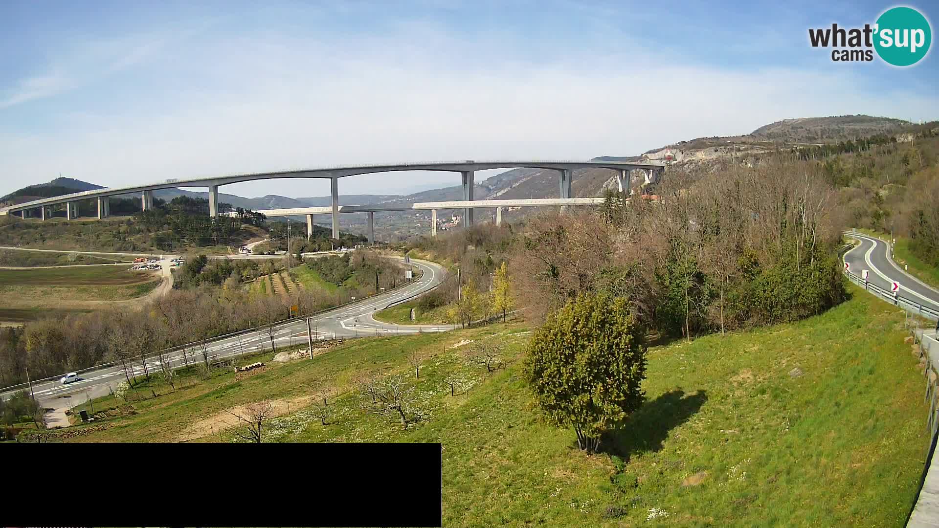 Livecam  Črni Kal Viadotto – panorama dal Viki Burger
