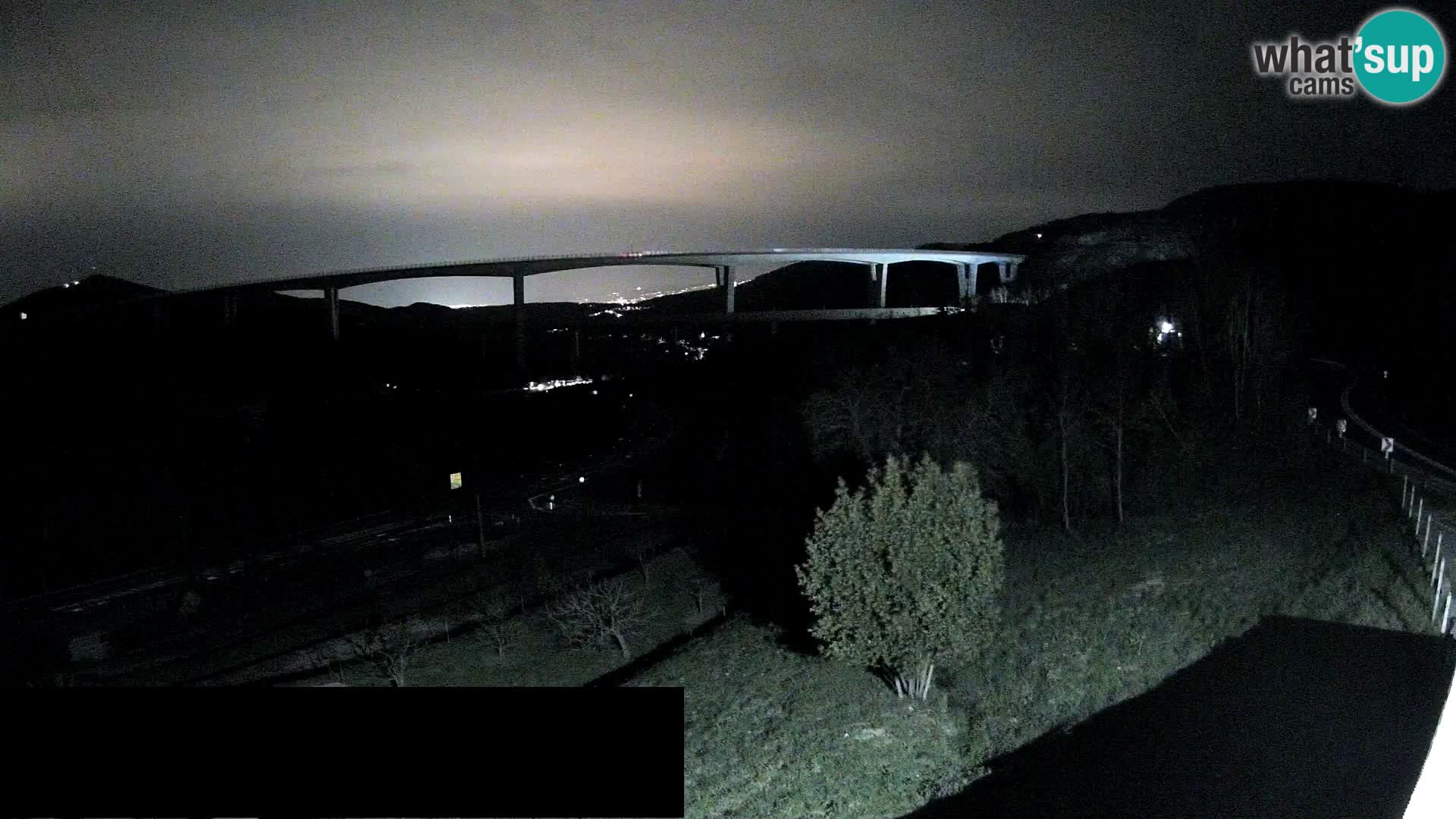 Webcam Črni Kal Viaduct – view from Viki Burger