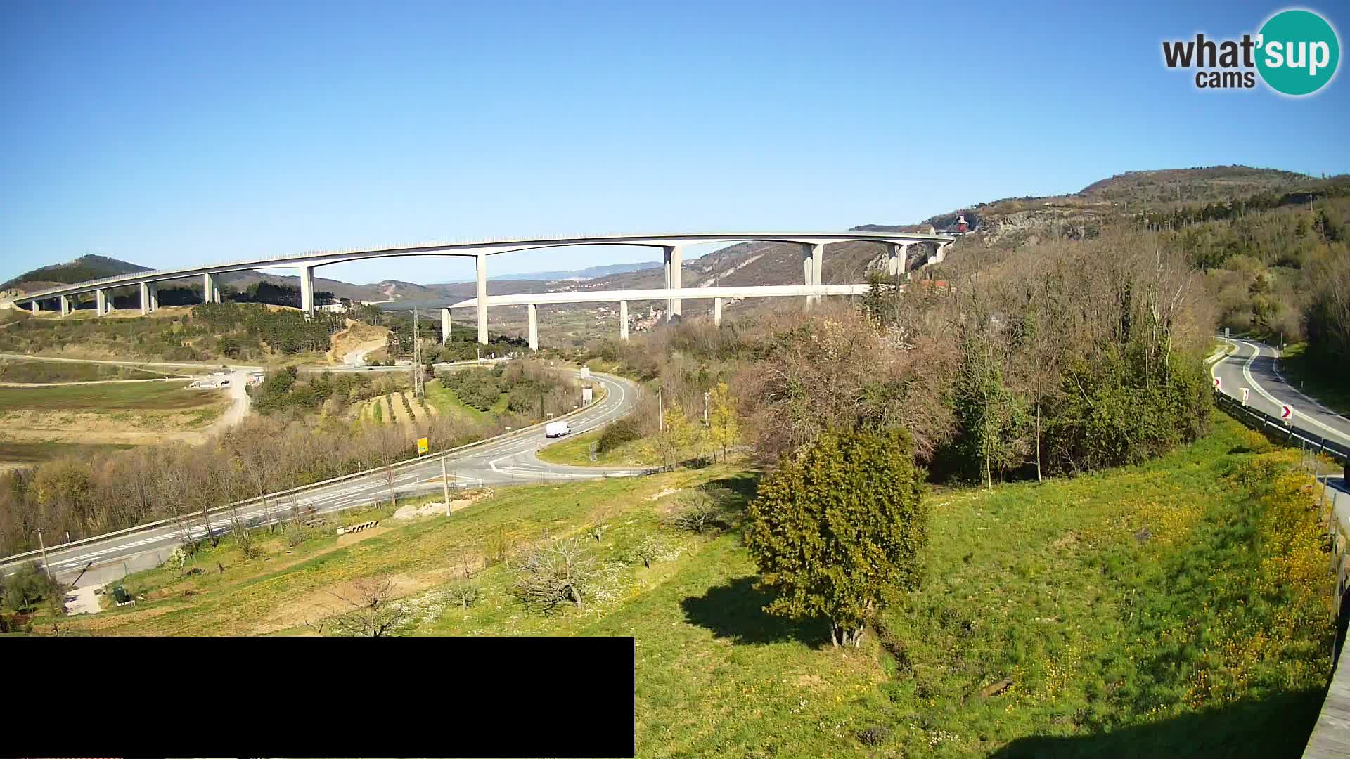 Webcam Črni Kal Viaduct – view from Viki Burger