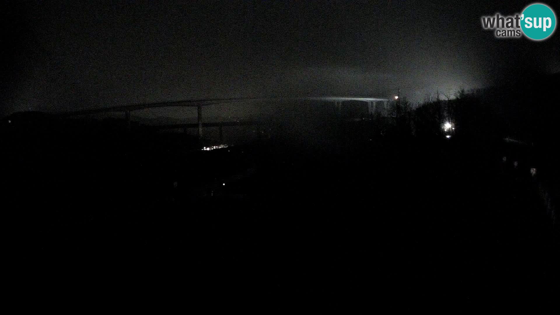 Live cam Črni Kal Viaduc – Viki Burger