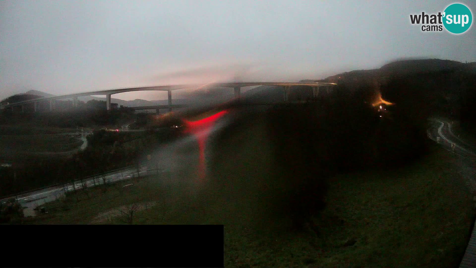 Webcam Črni Kal Viadukt – Viki Burger