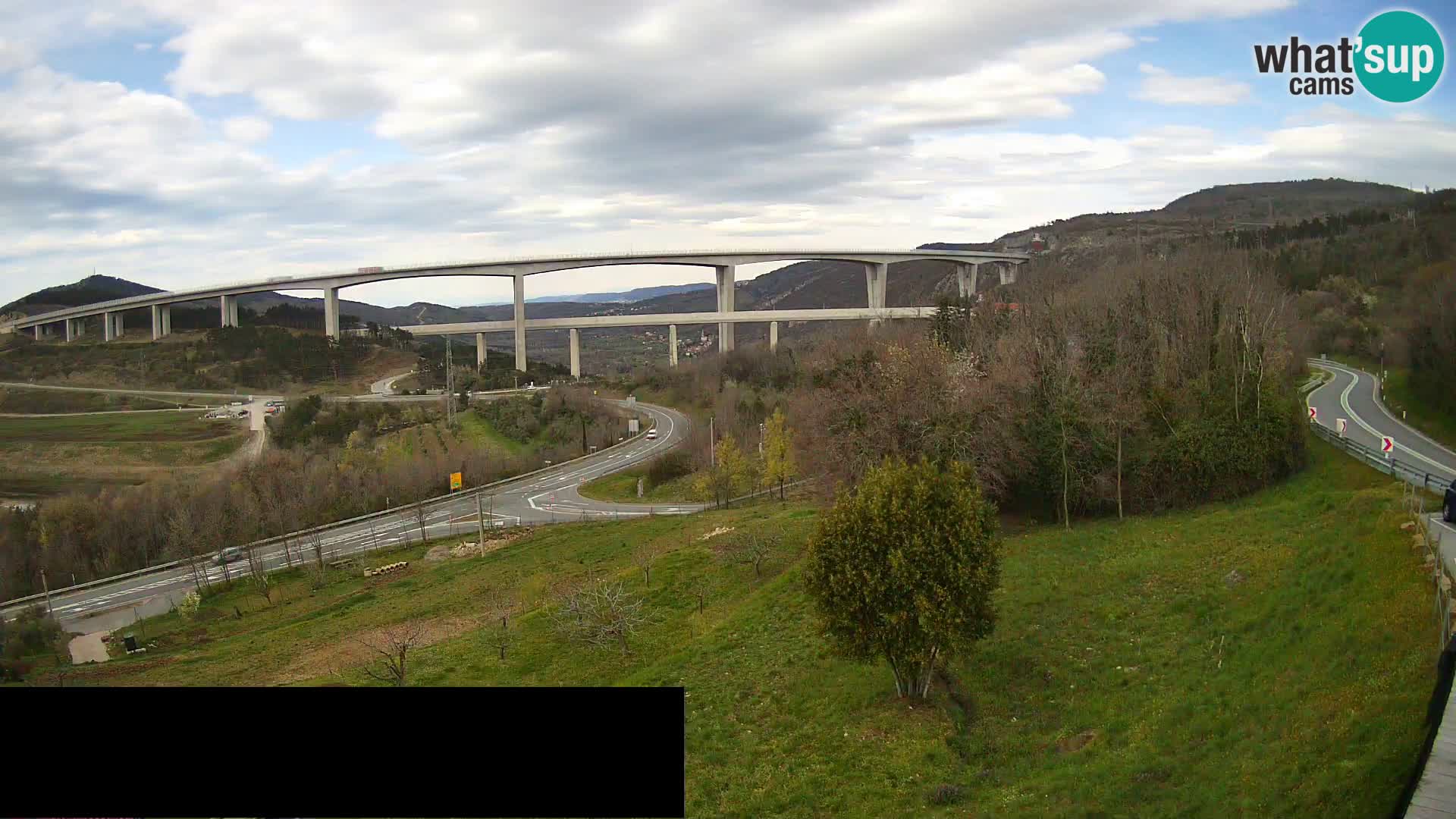Webcam Črni Kal Viadukt – Viki Burger