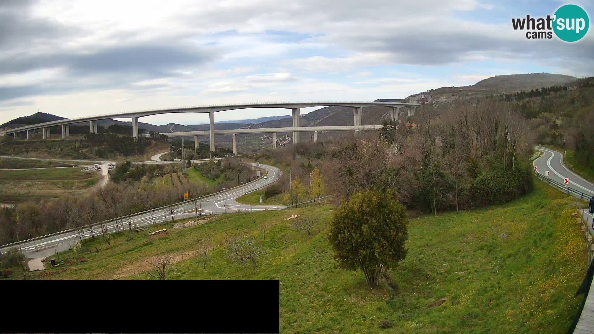 Web kamera Črni Kal Viadukt – pogled sa Viki Burgerja
